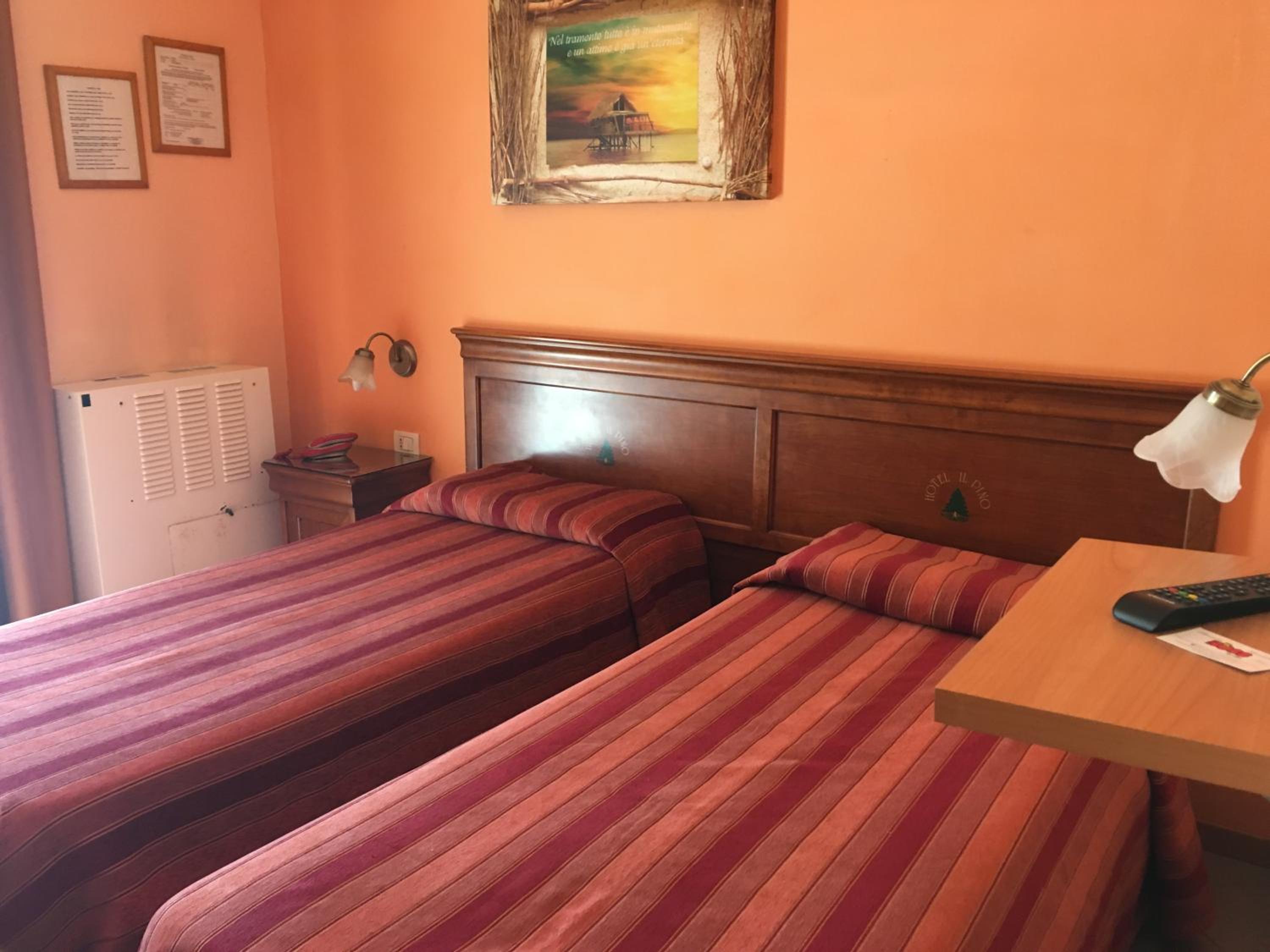 Double or Twin Room - Photo 2