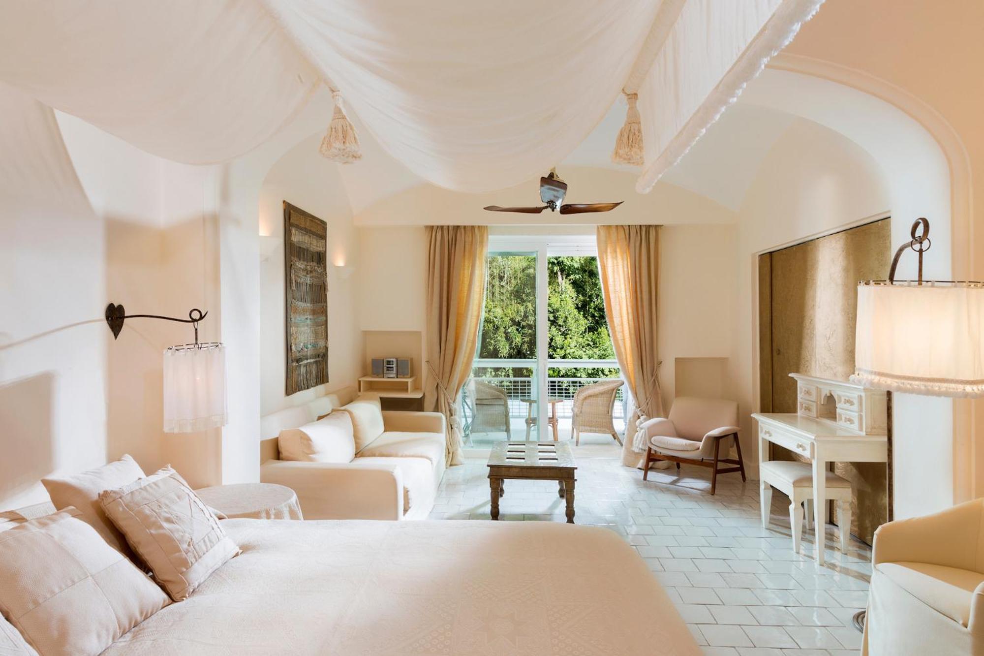 Deluxe Double Garden Side Room