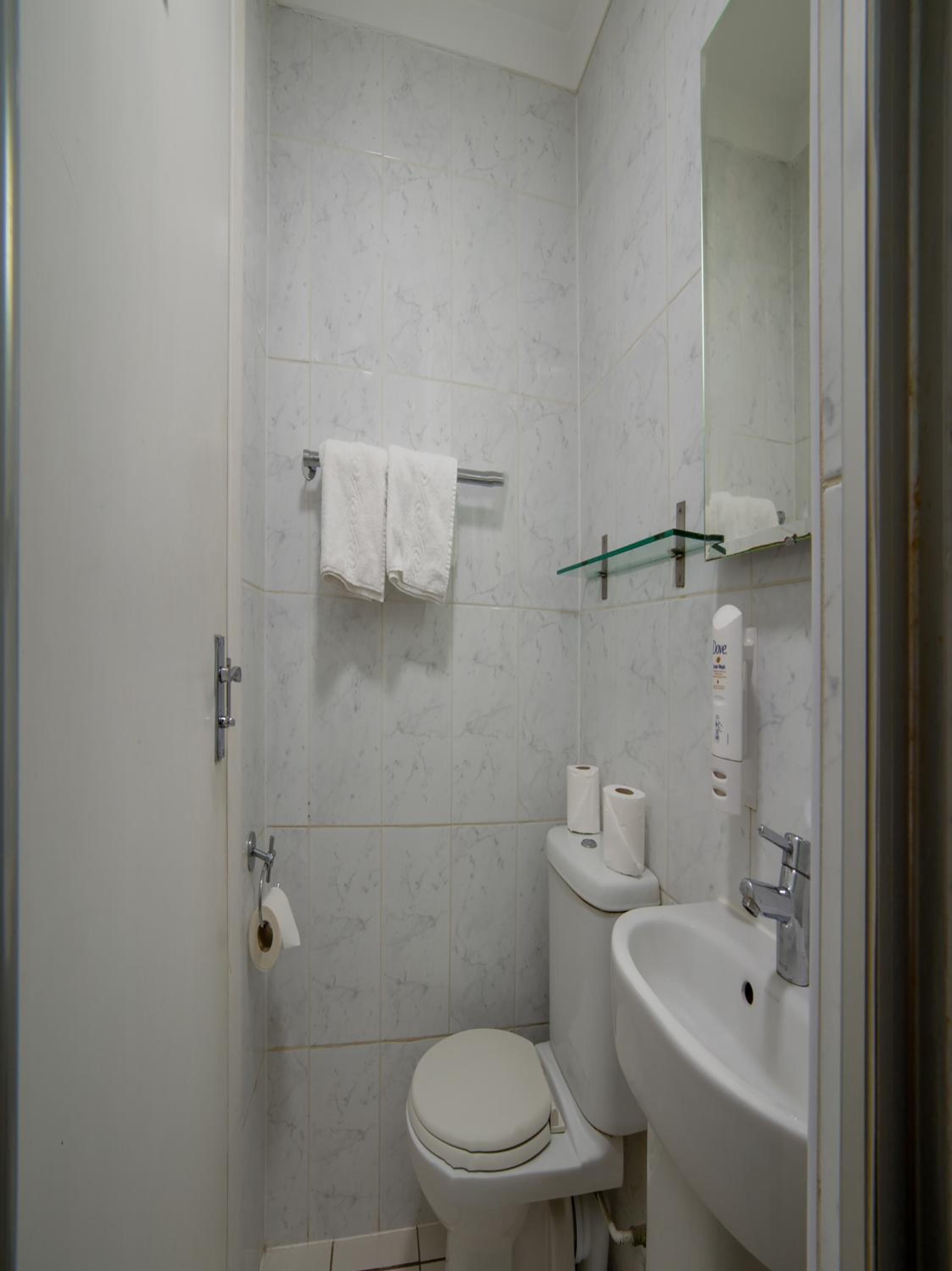 Deluxe Triple Room photo 3