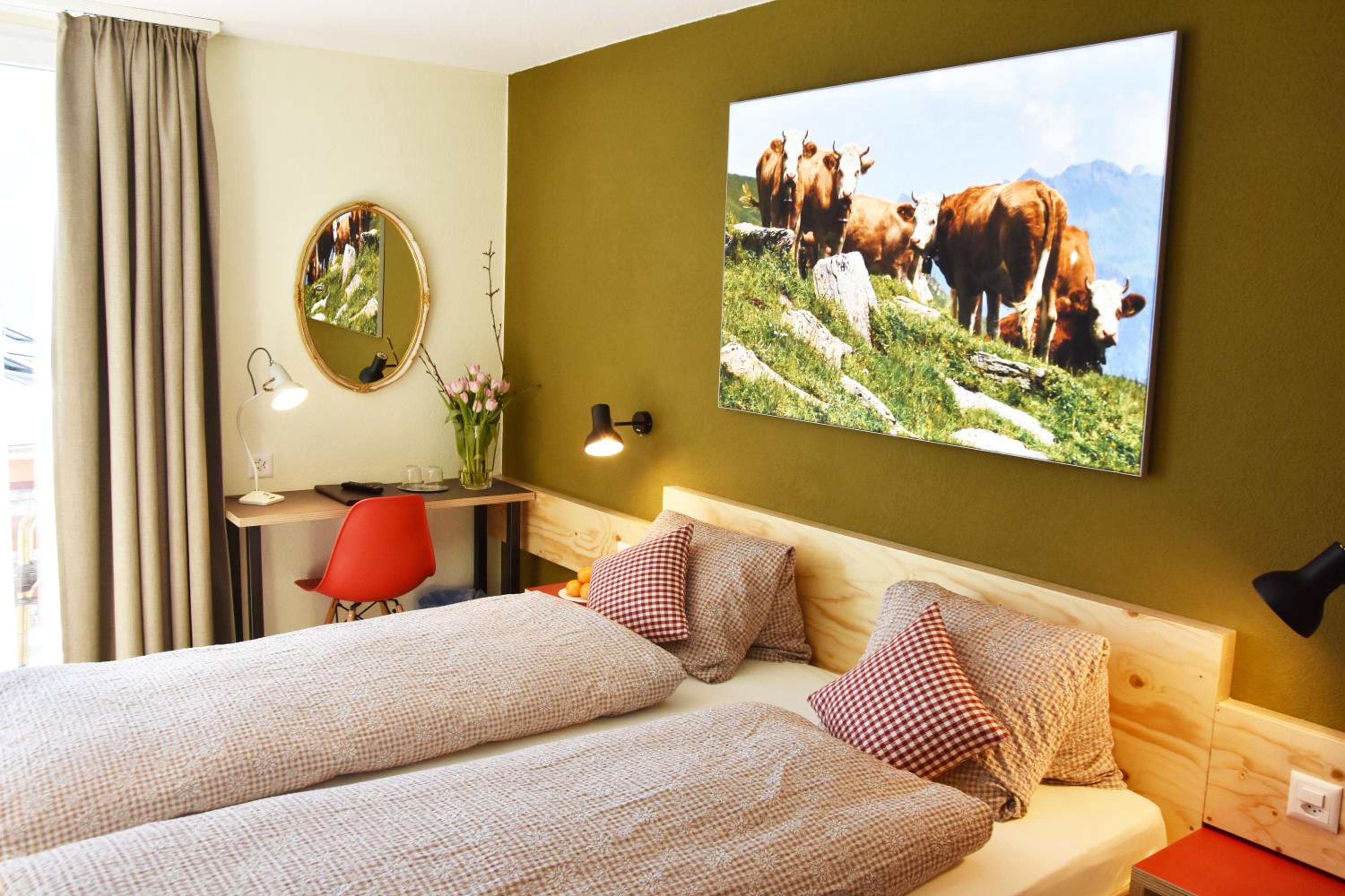 Double Room with Mountain View and Private Bathroom