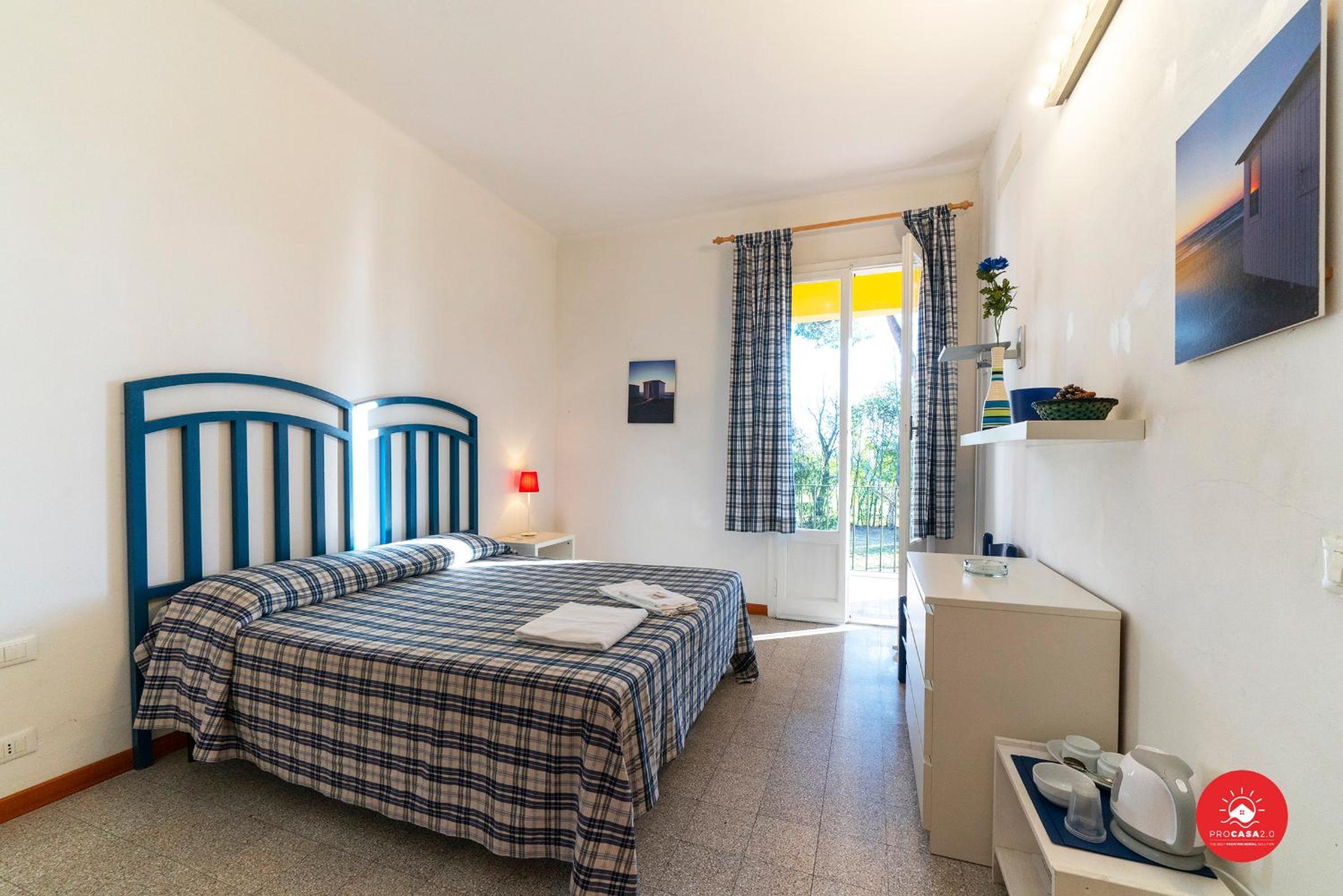 Economy Double Room photo 2