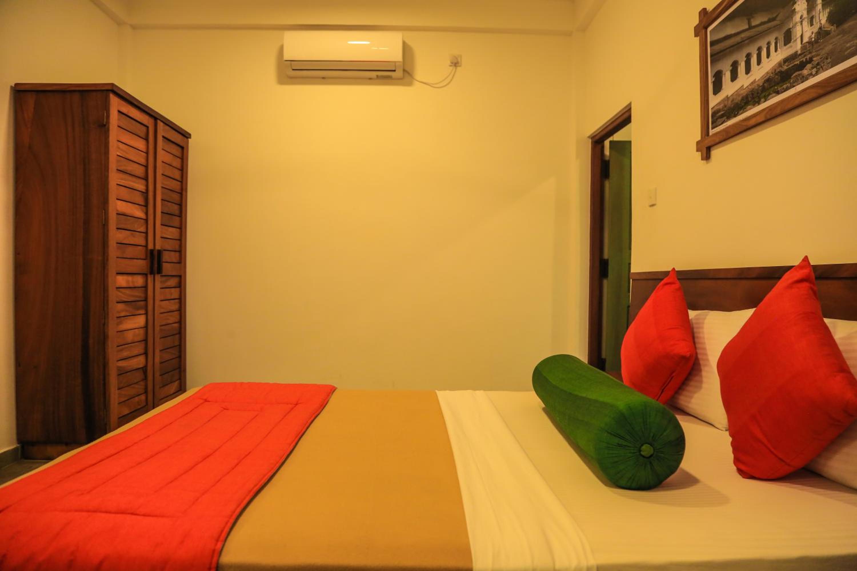 Standard Room photo 3