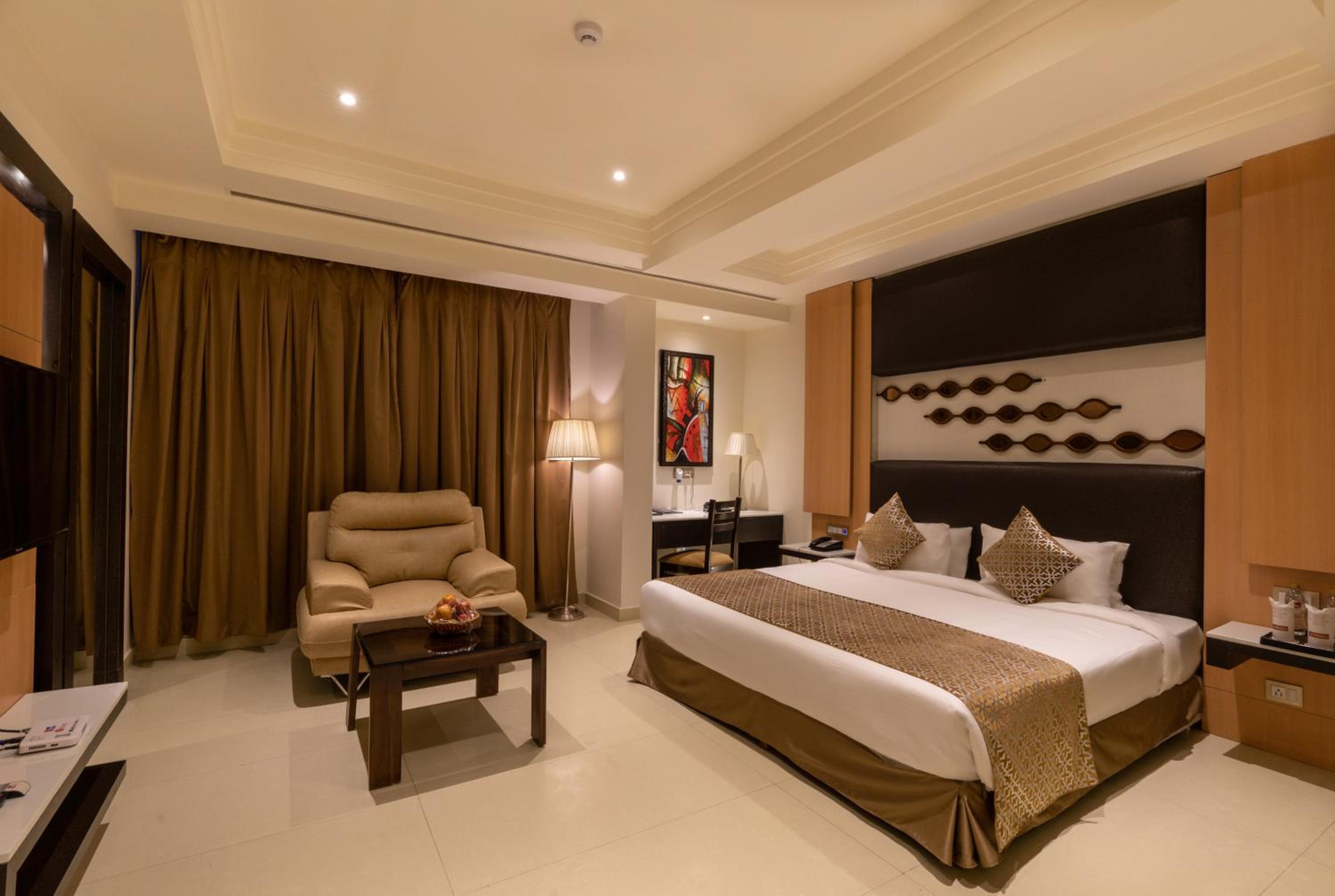 Large Double Room photo 2