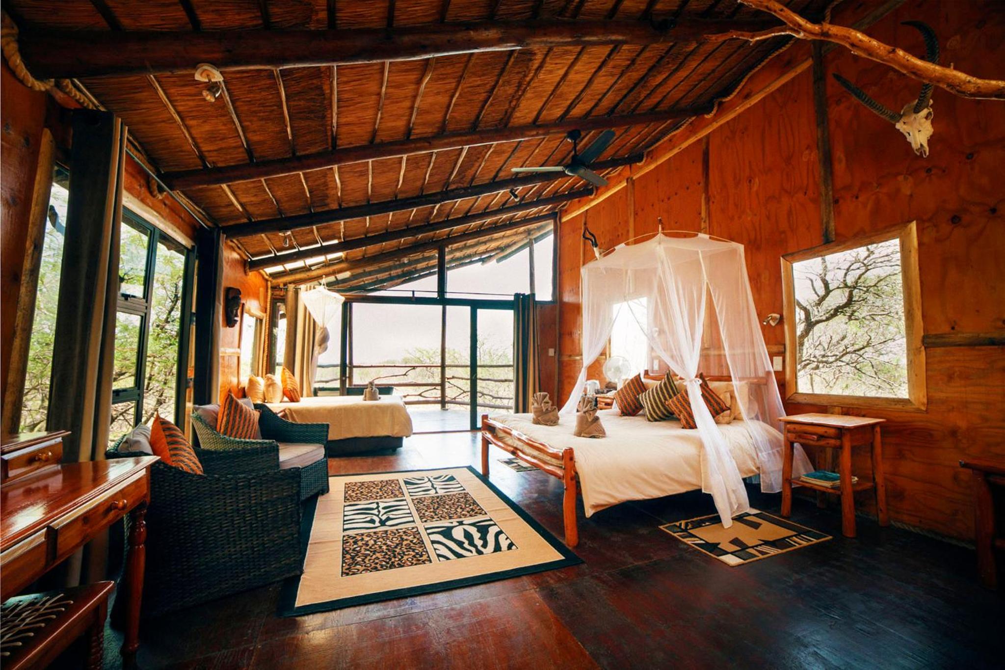 Deluxe Family Room