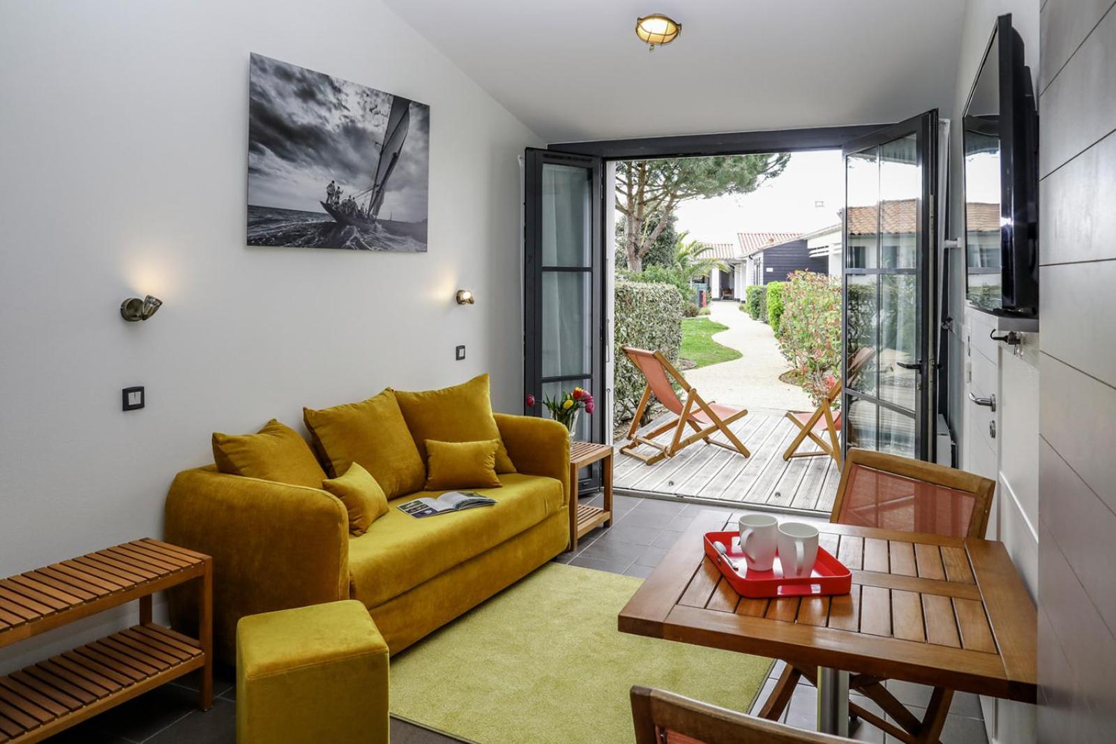 Garden Side Suite - Photo 10