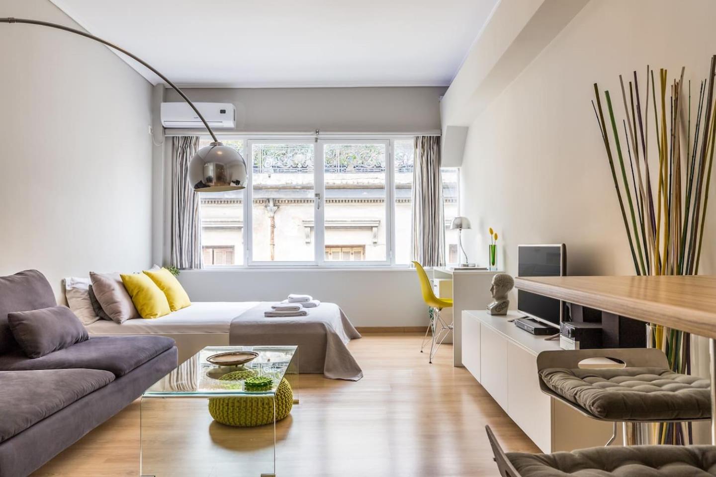 Studio Apartment