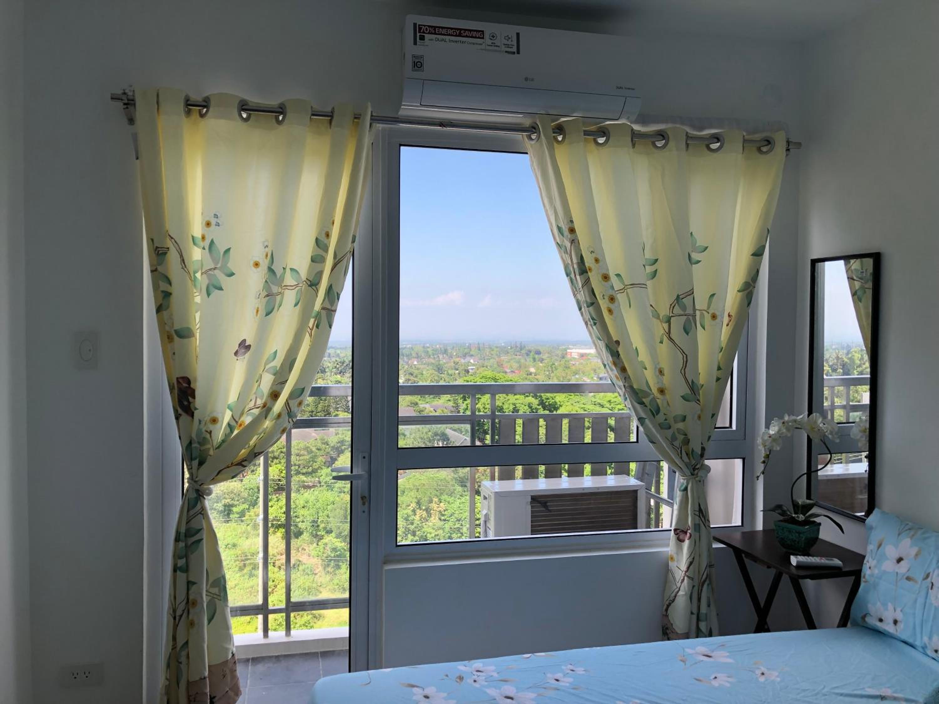 Studio Apartment - Photo 22