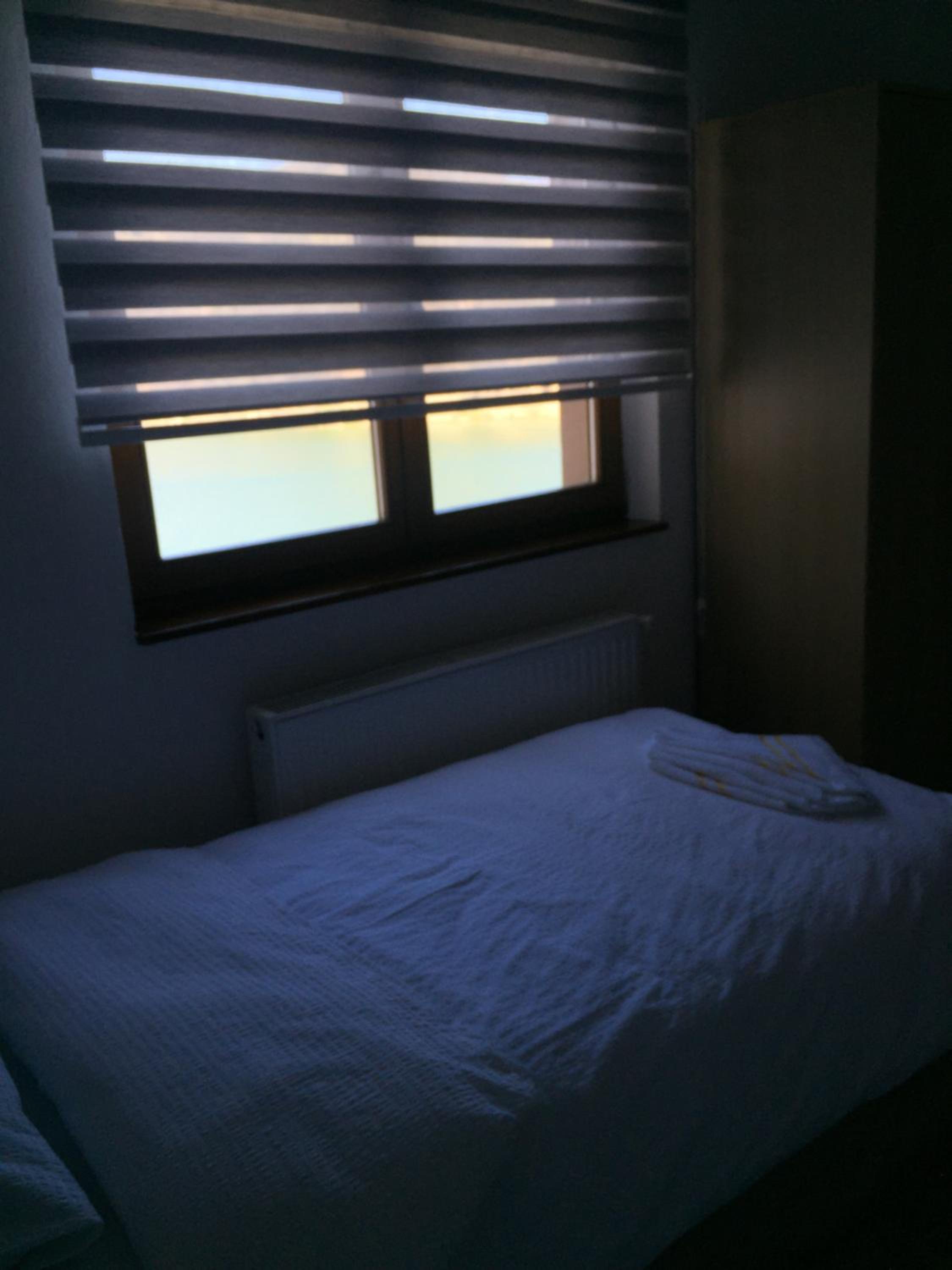Twin Room with Private Bathroom photo 1