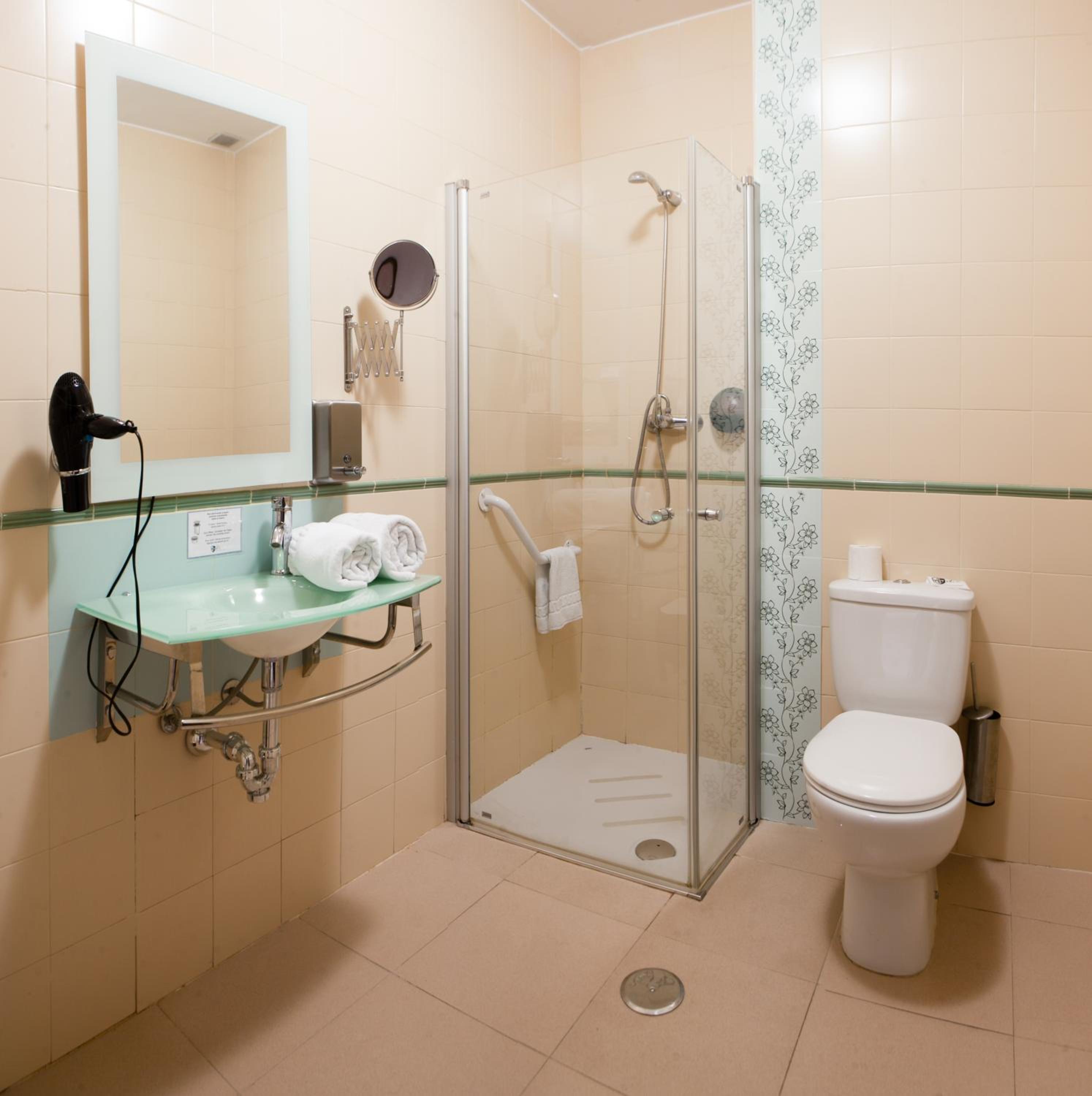 Superior Twin Room photo 3