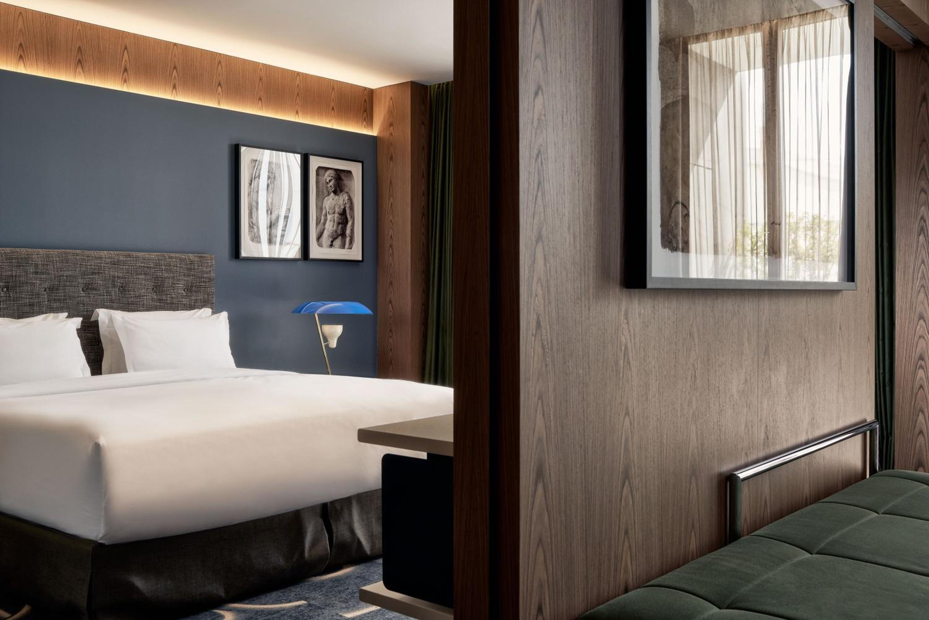 Executive Suite photo 2