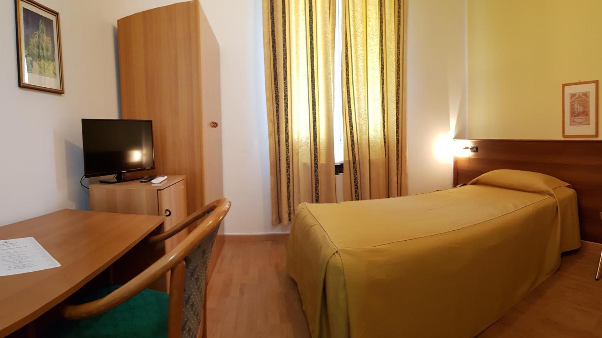 Economy Single Room