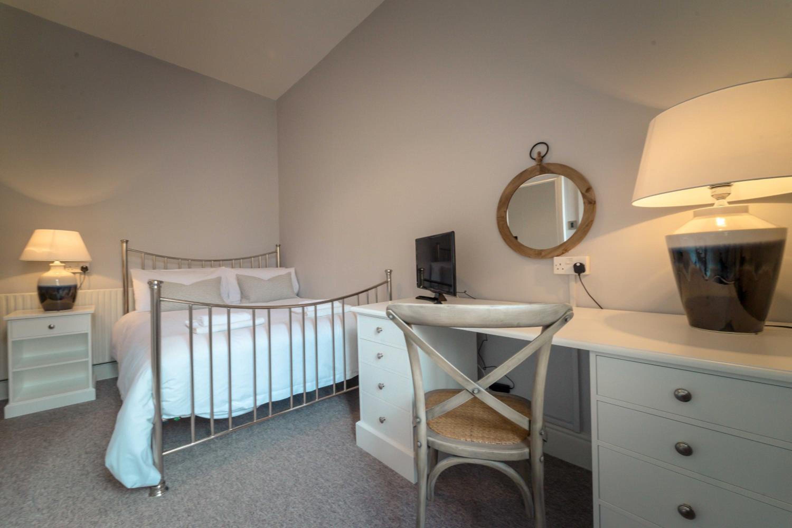 Double Room with Private Bathroom photo 3