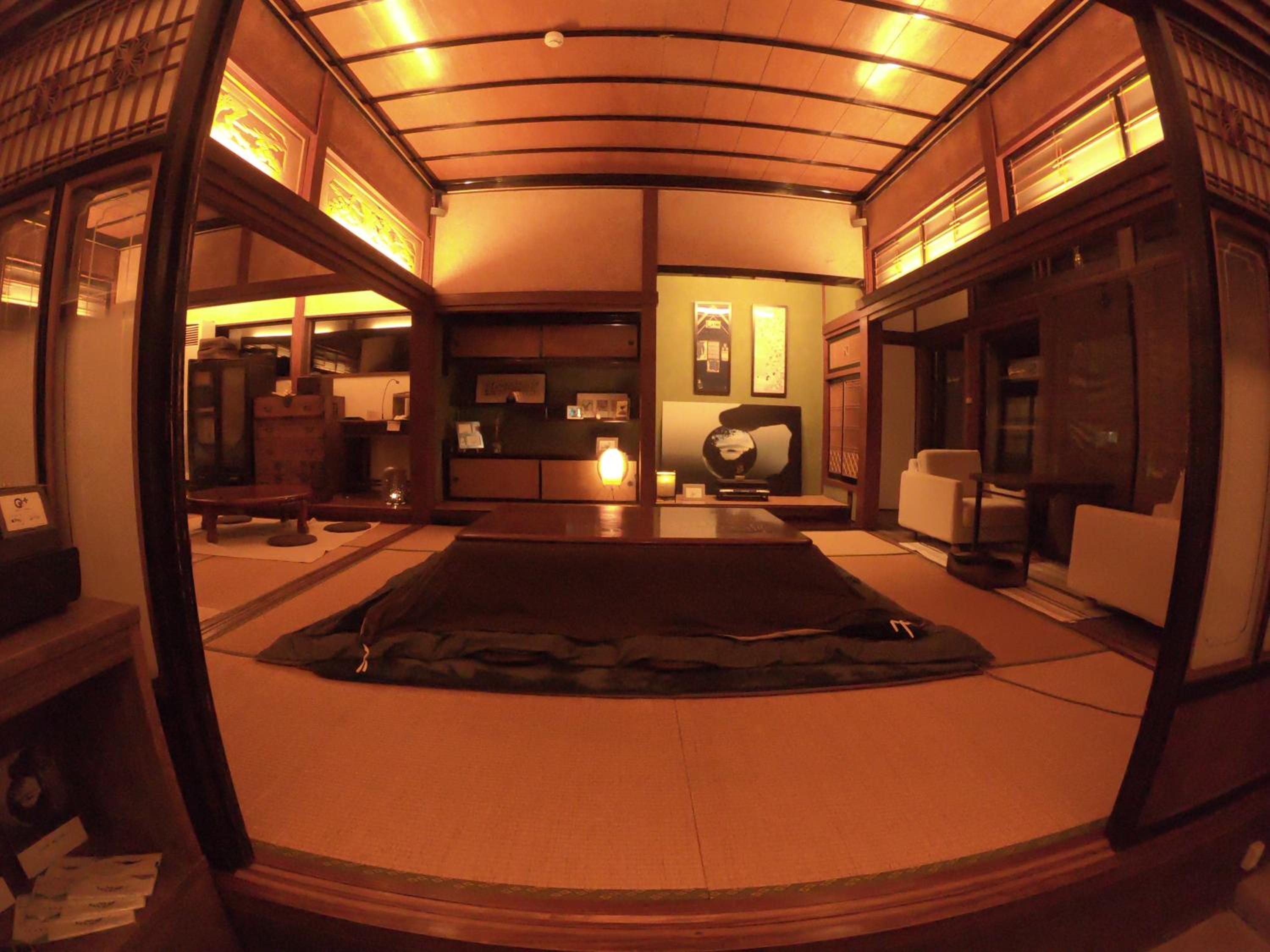 Economy Twin Room - Photo 24