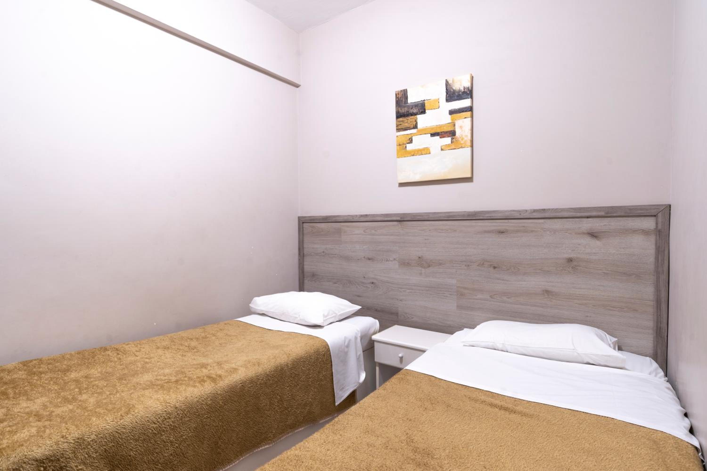 Quadruple Room - Photo 4