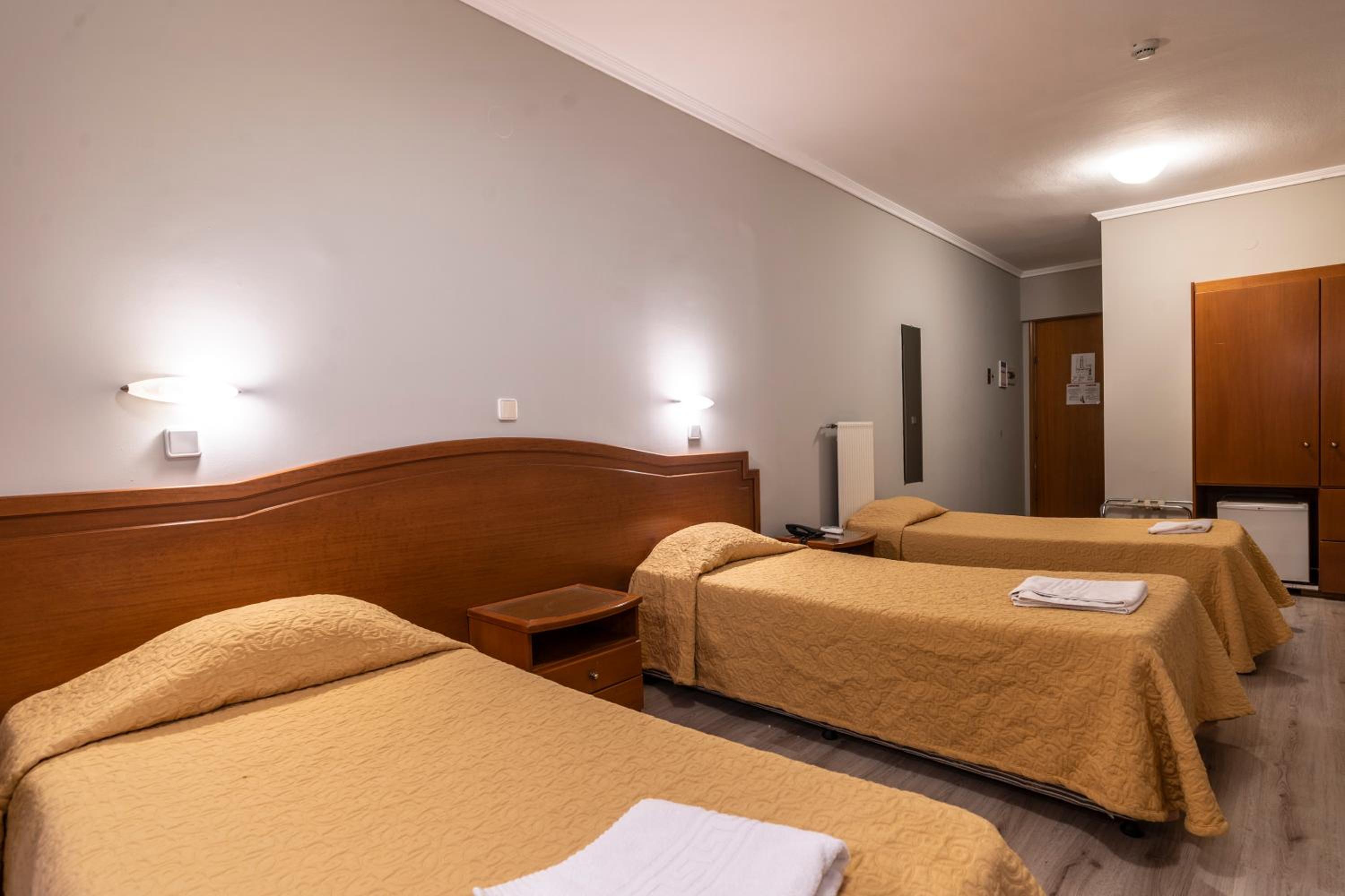Triple Room - Photo 5