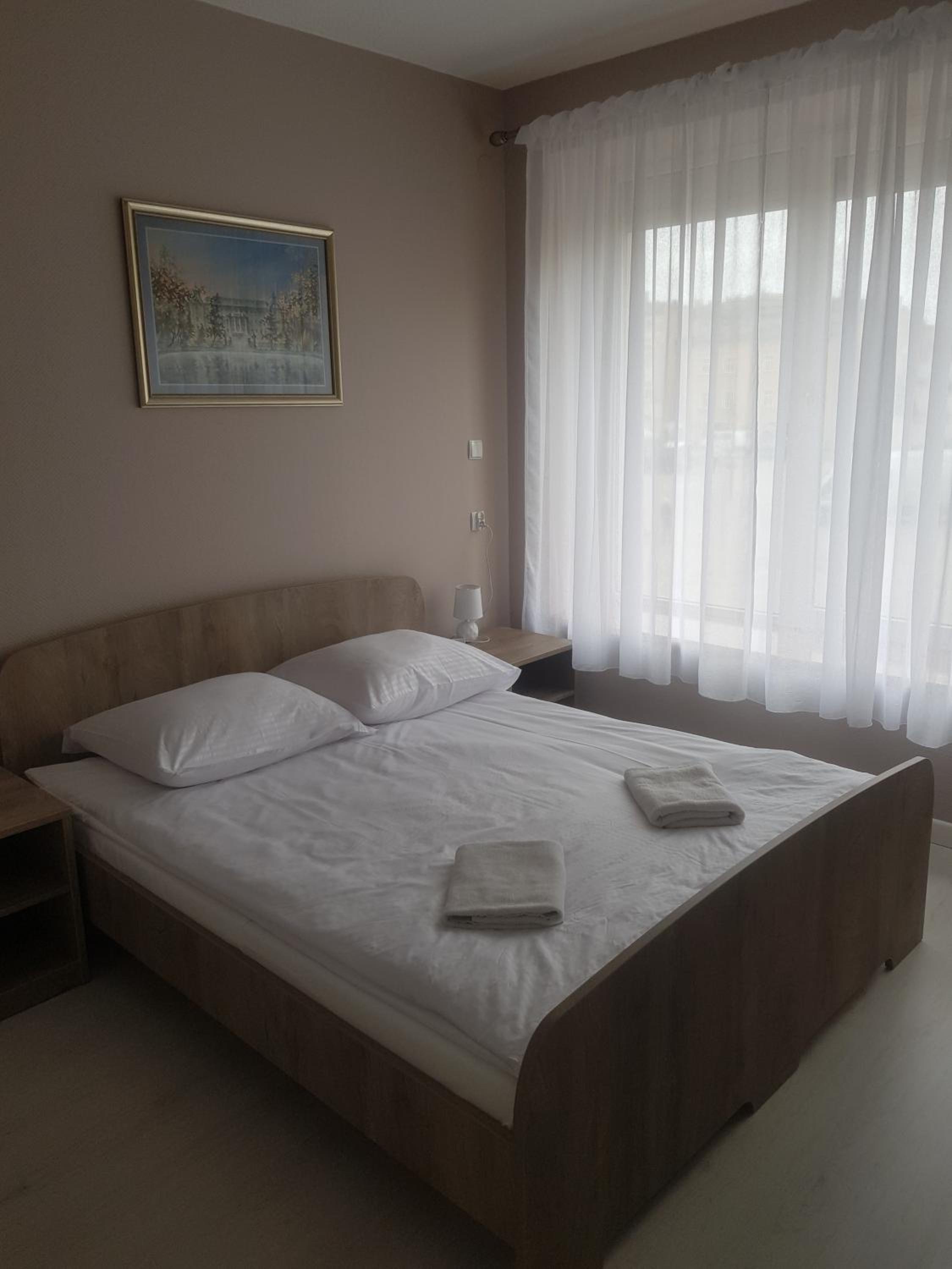 Superior King Room - Photo 5