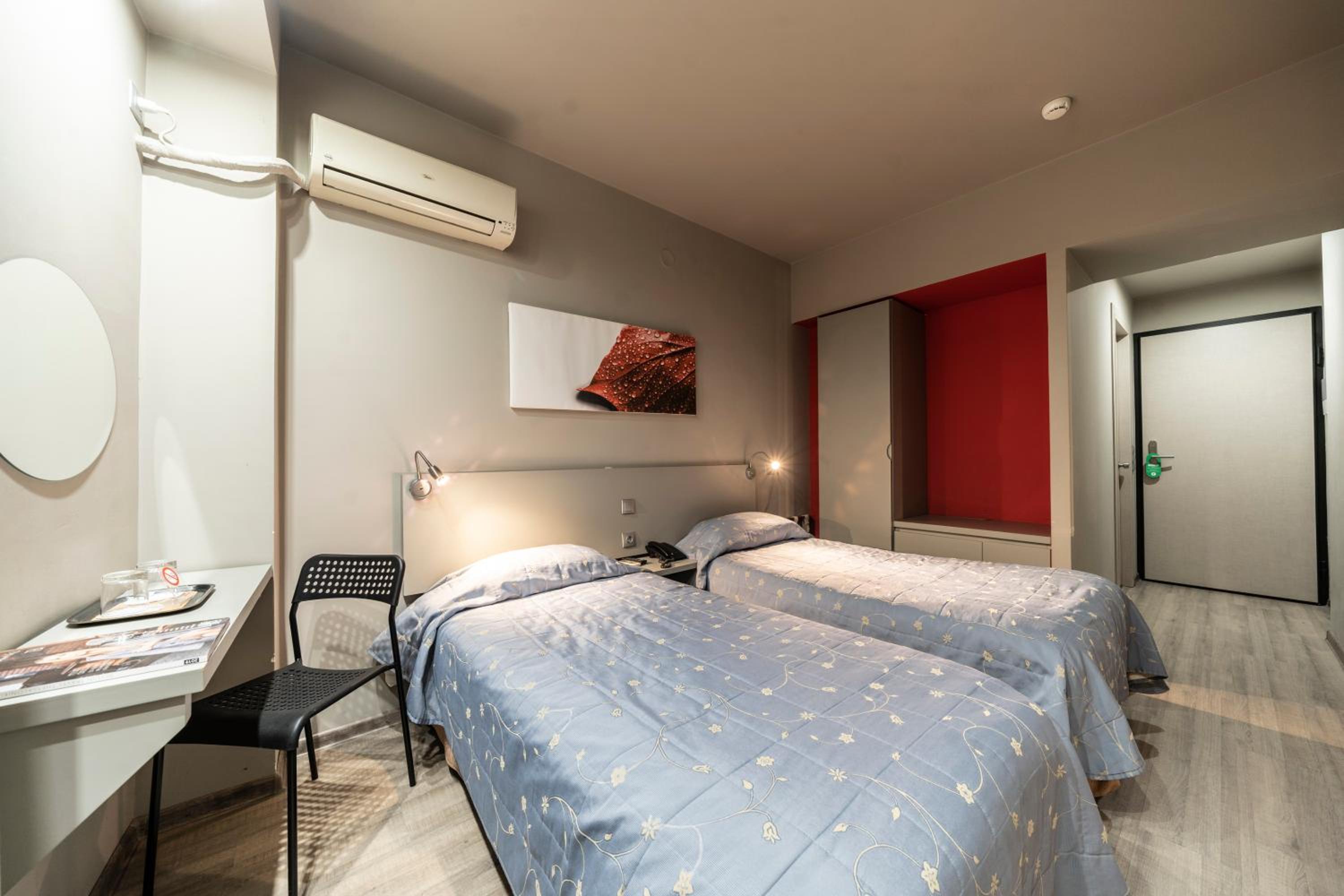 Superior Double Room - Photo 9