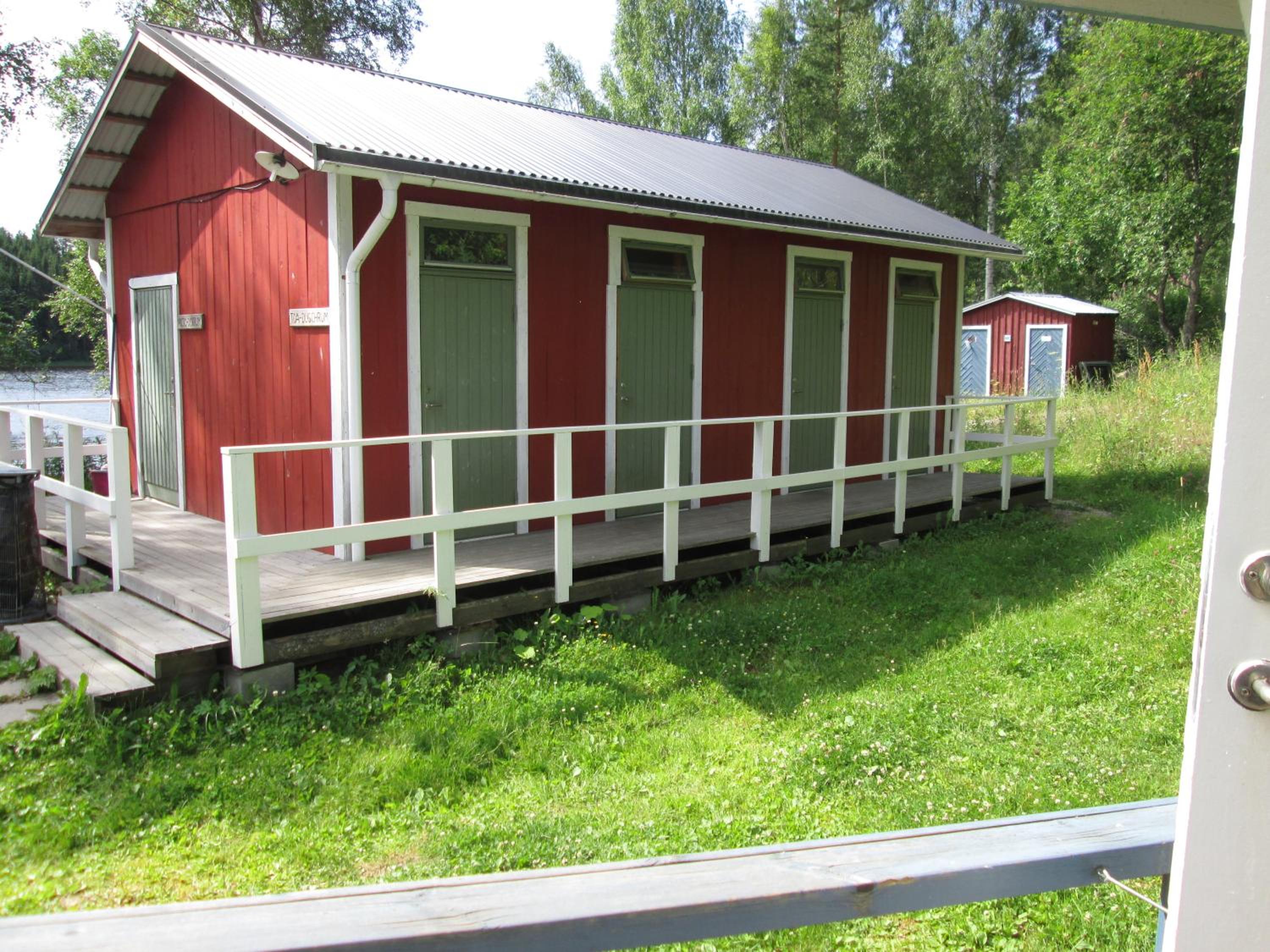 Cottage with Shared Shower (4 Adults) photo 2