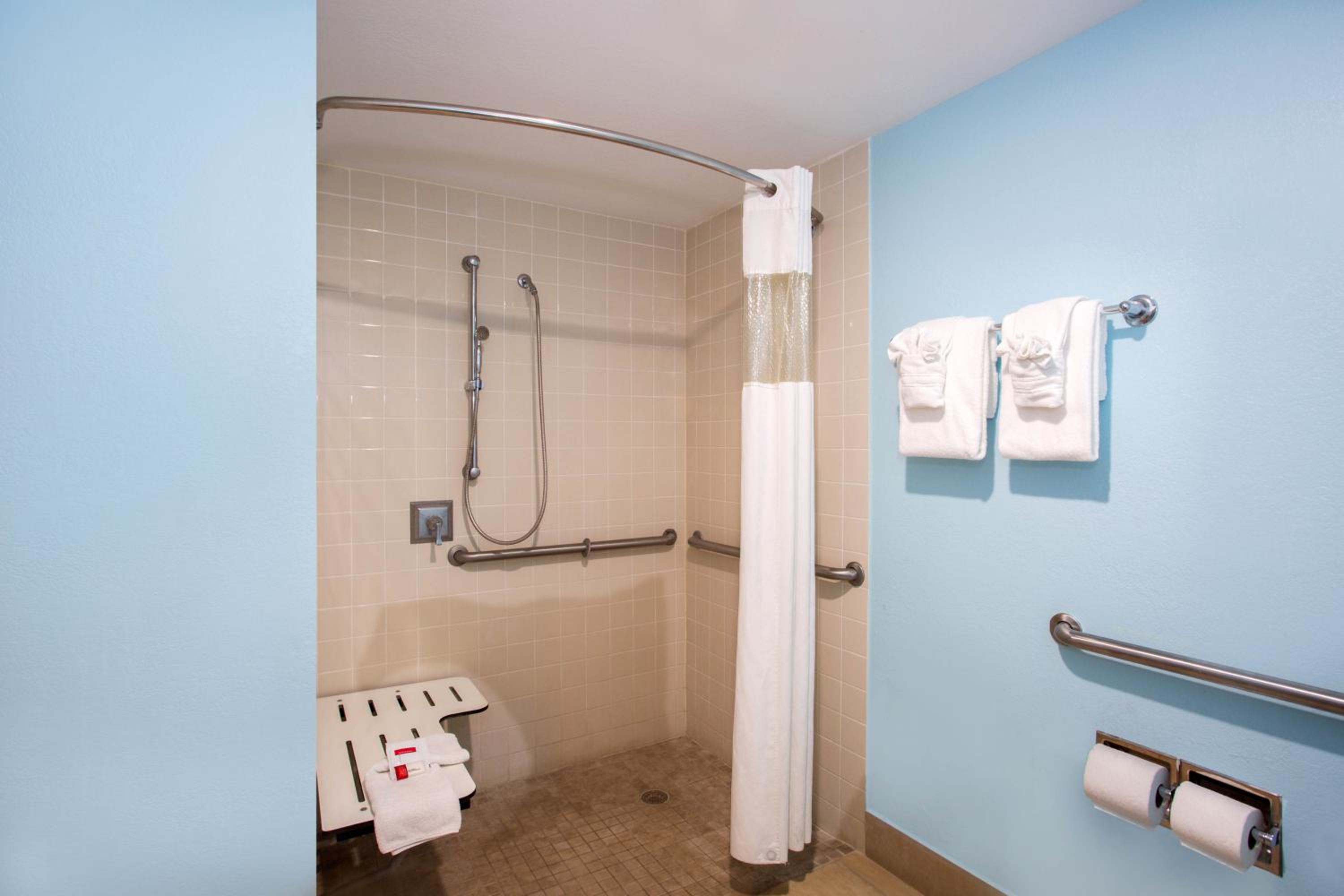 Double Room - Disability Access/Non-Smoking - Photo 4