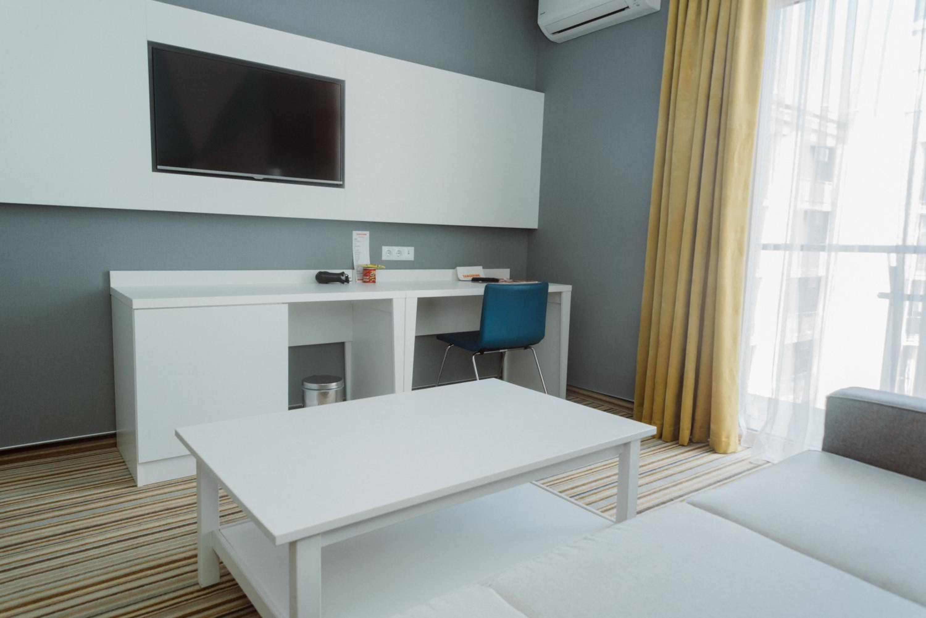 Family Suite - Photo 17