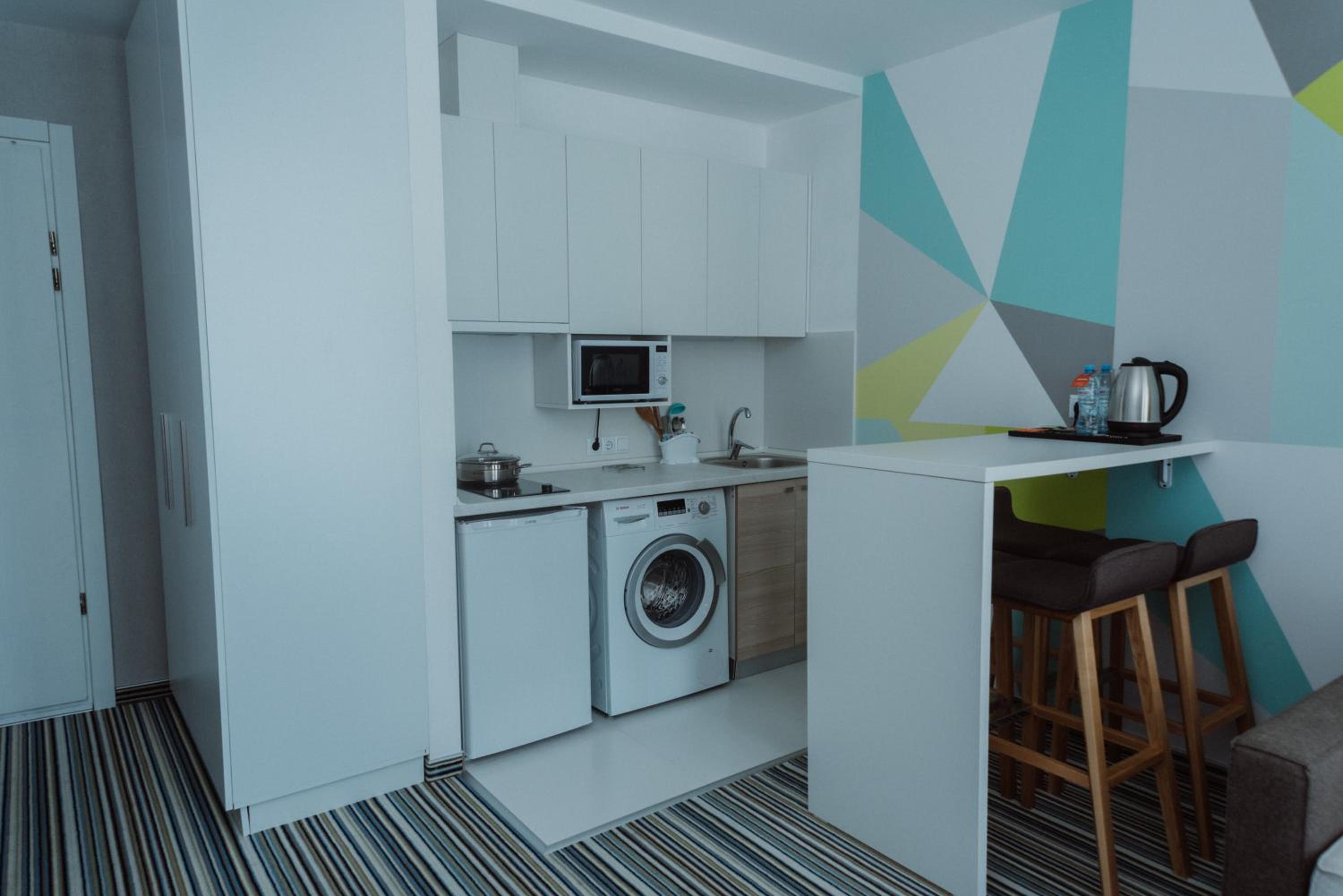 Deluxe Family Suite - Photo 37