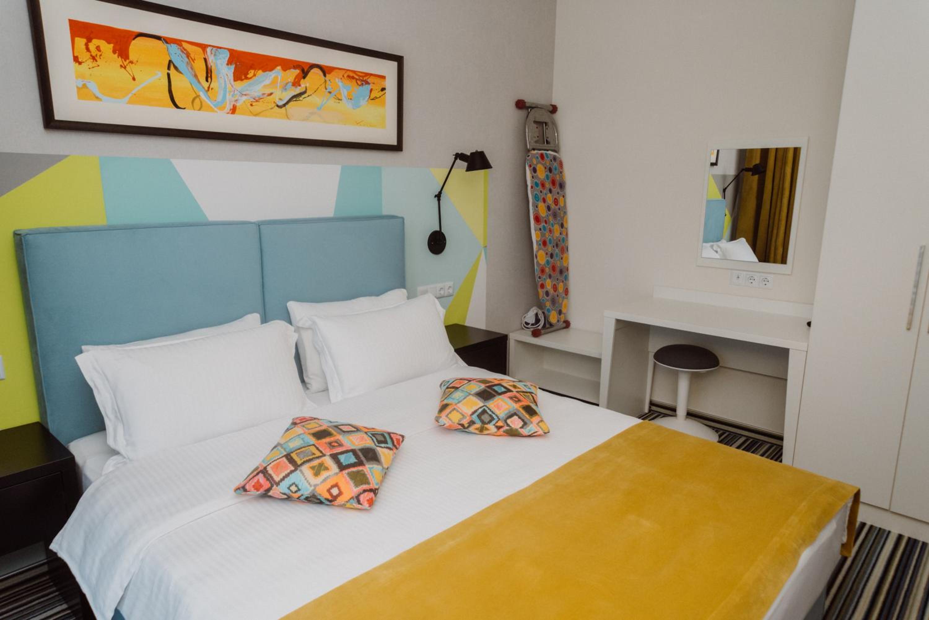 Family Suite with Sea View - Photo 22