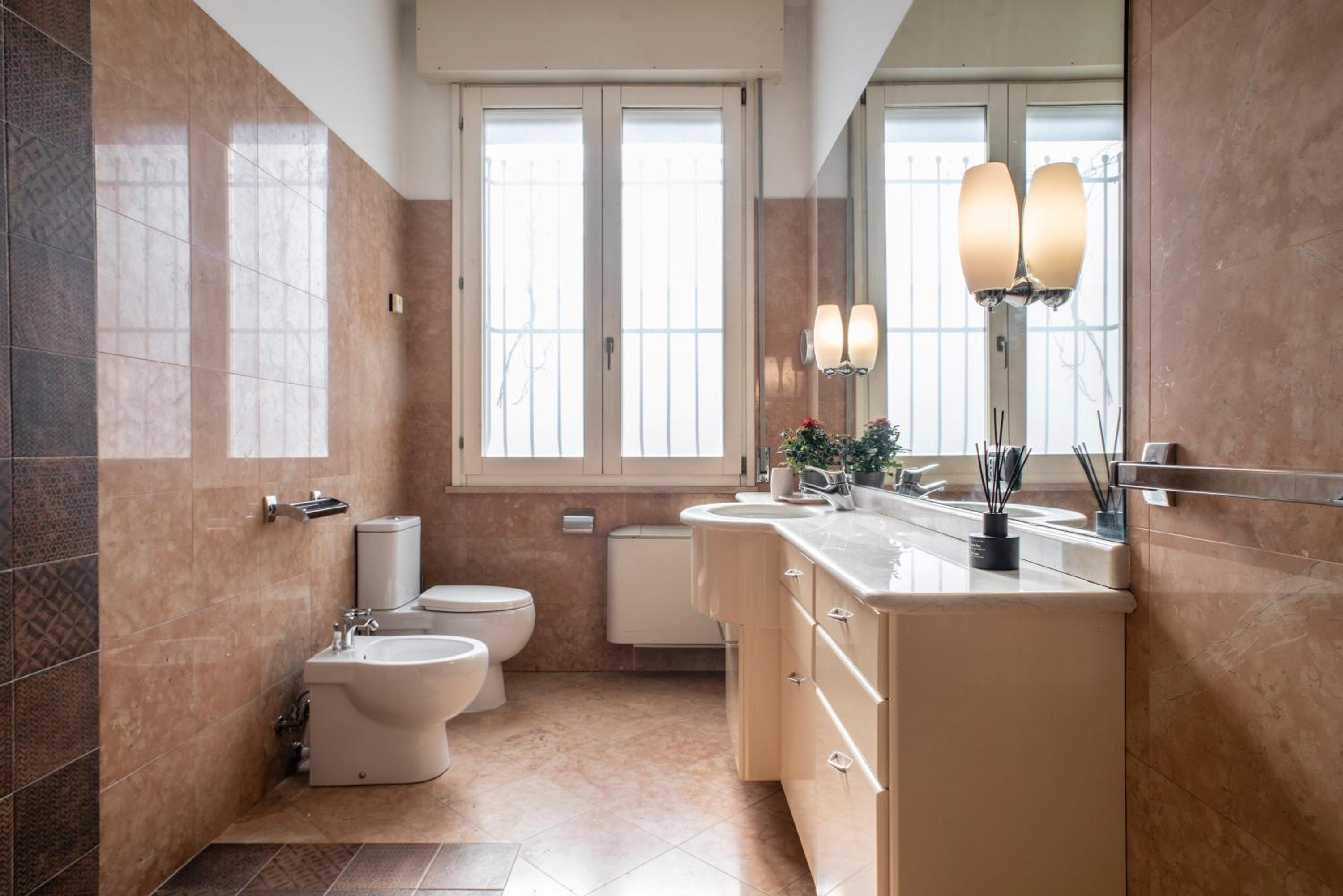 Comfort Triple Room with Shower - Photo 9