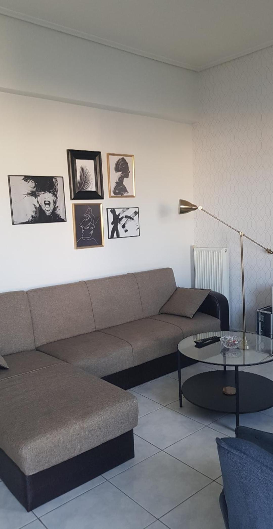Two-Bedroom Apartment - Photo 17