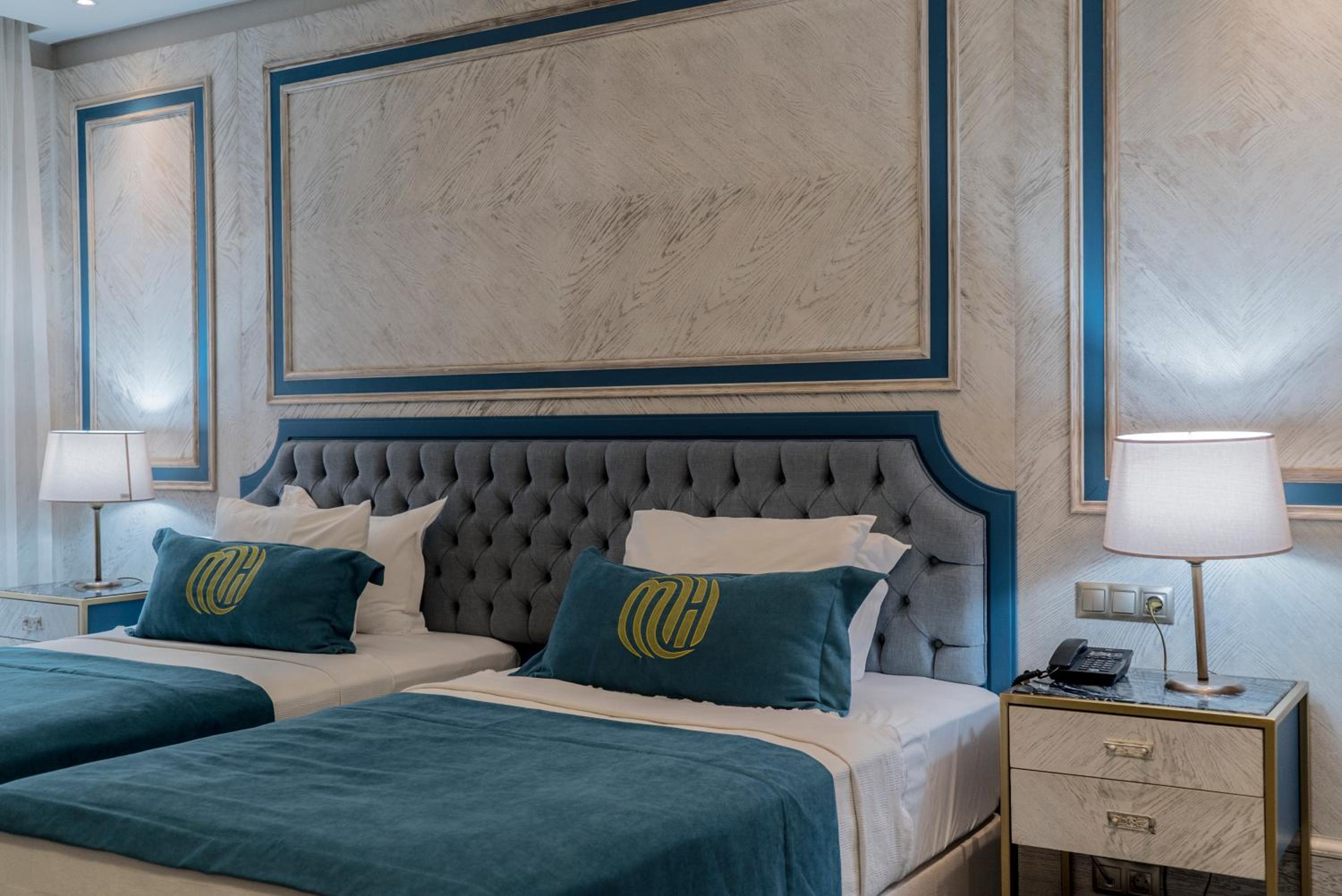Standard Twin Room - Photo 2