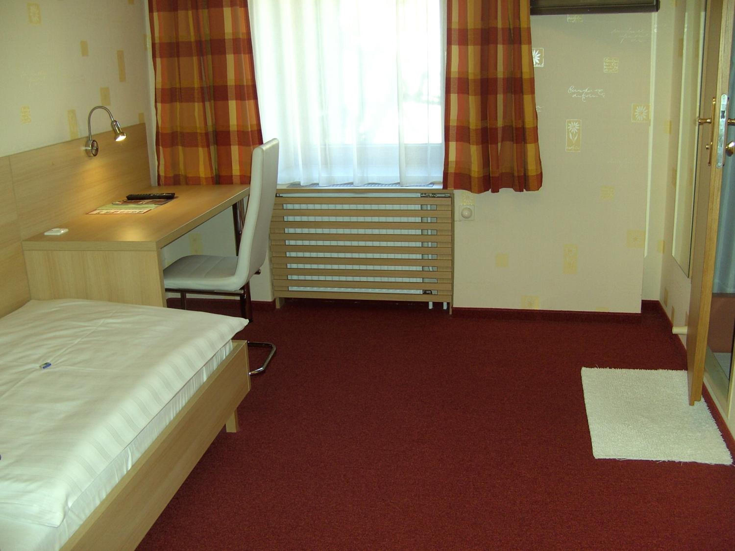 Single Room photo 1
