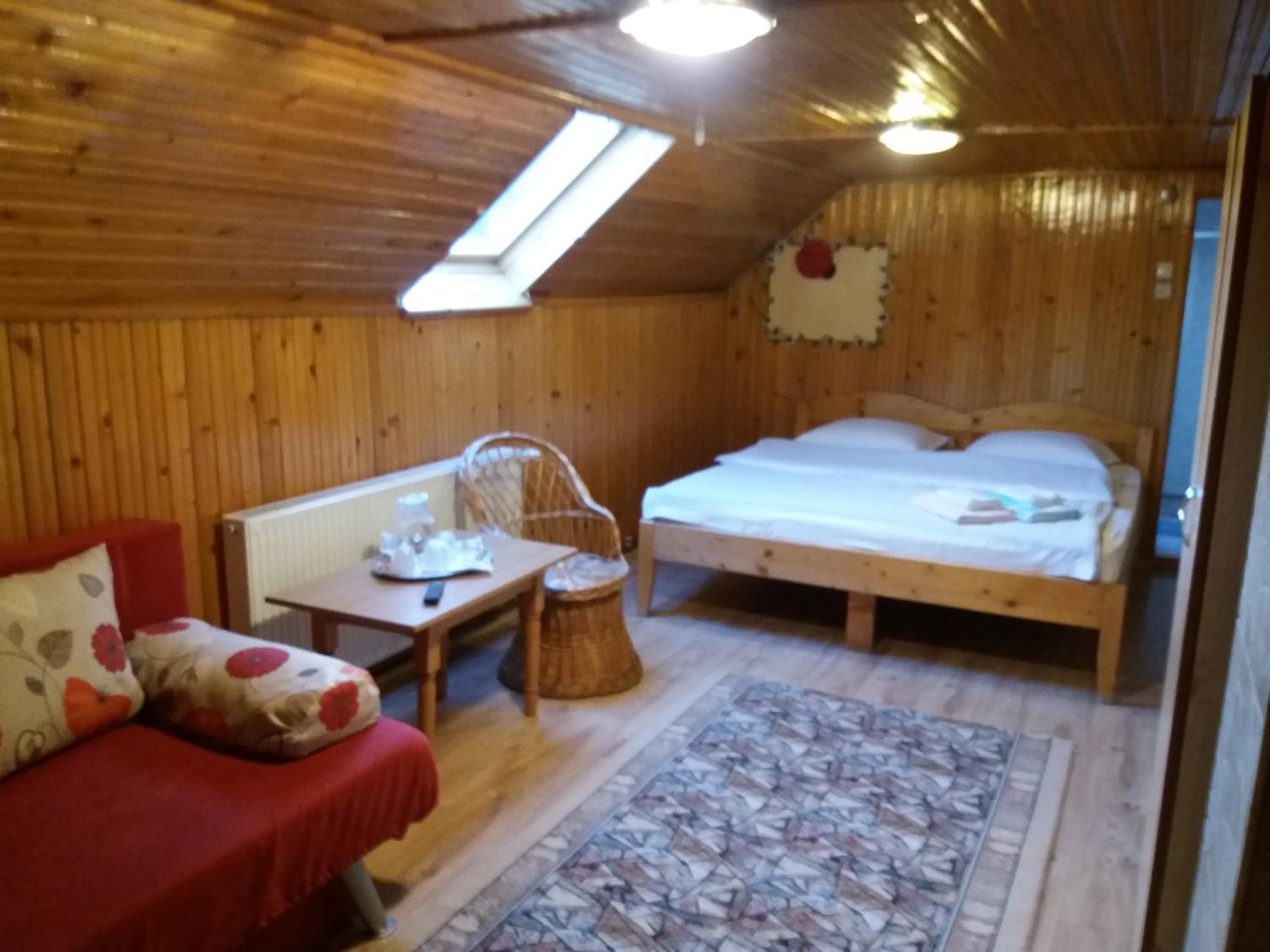 Family Room with Private Bathroom photo 3