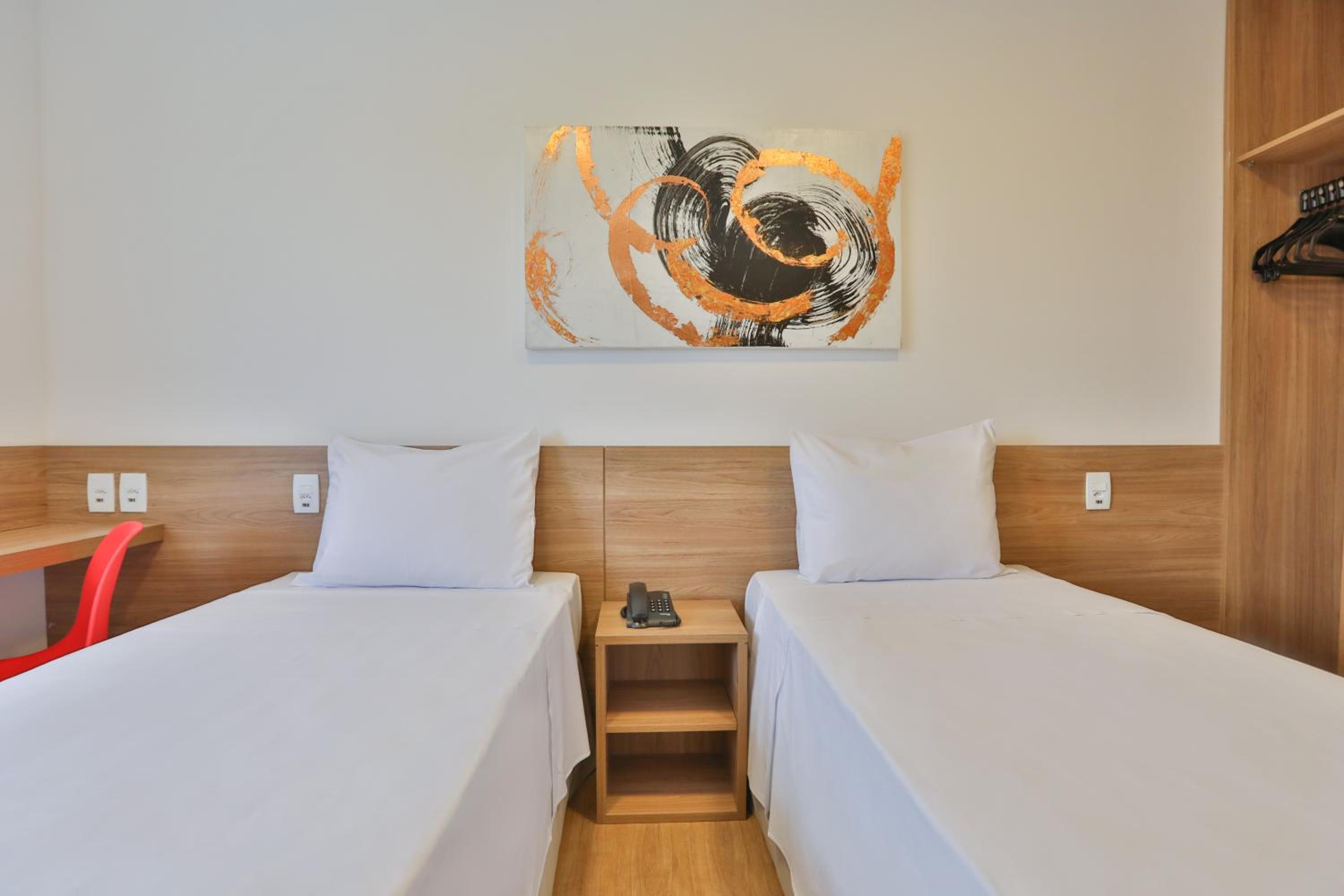 Superior Twin Room - Photo 3