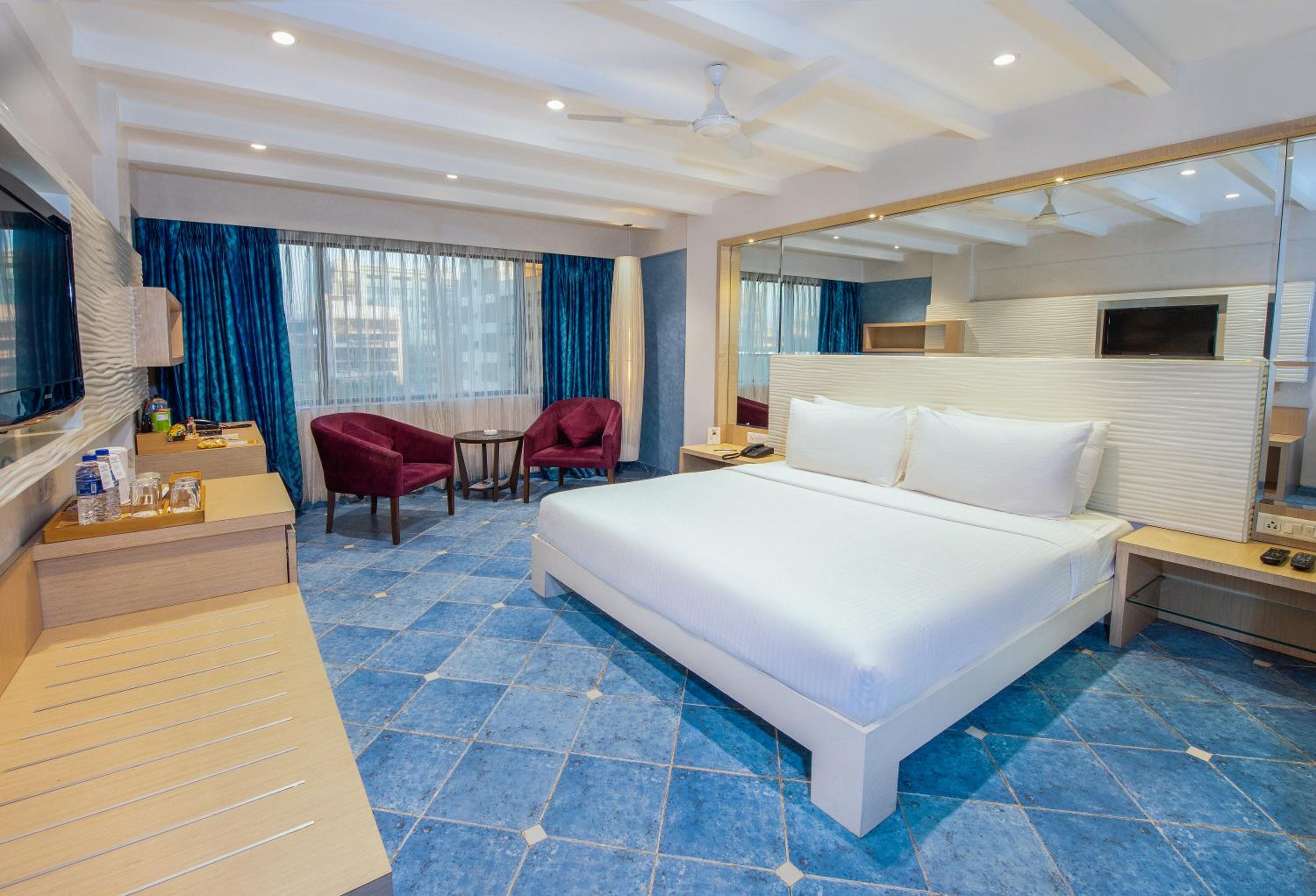Luxury Room - 10% Discount on Food & Beverages