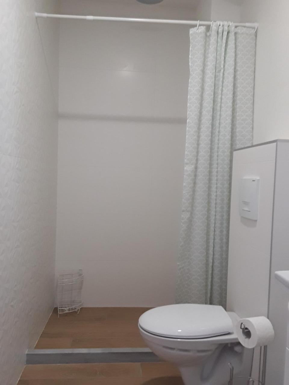 Apartment with Balcony photo 2