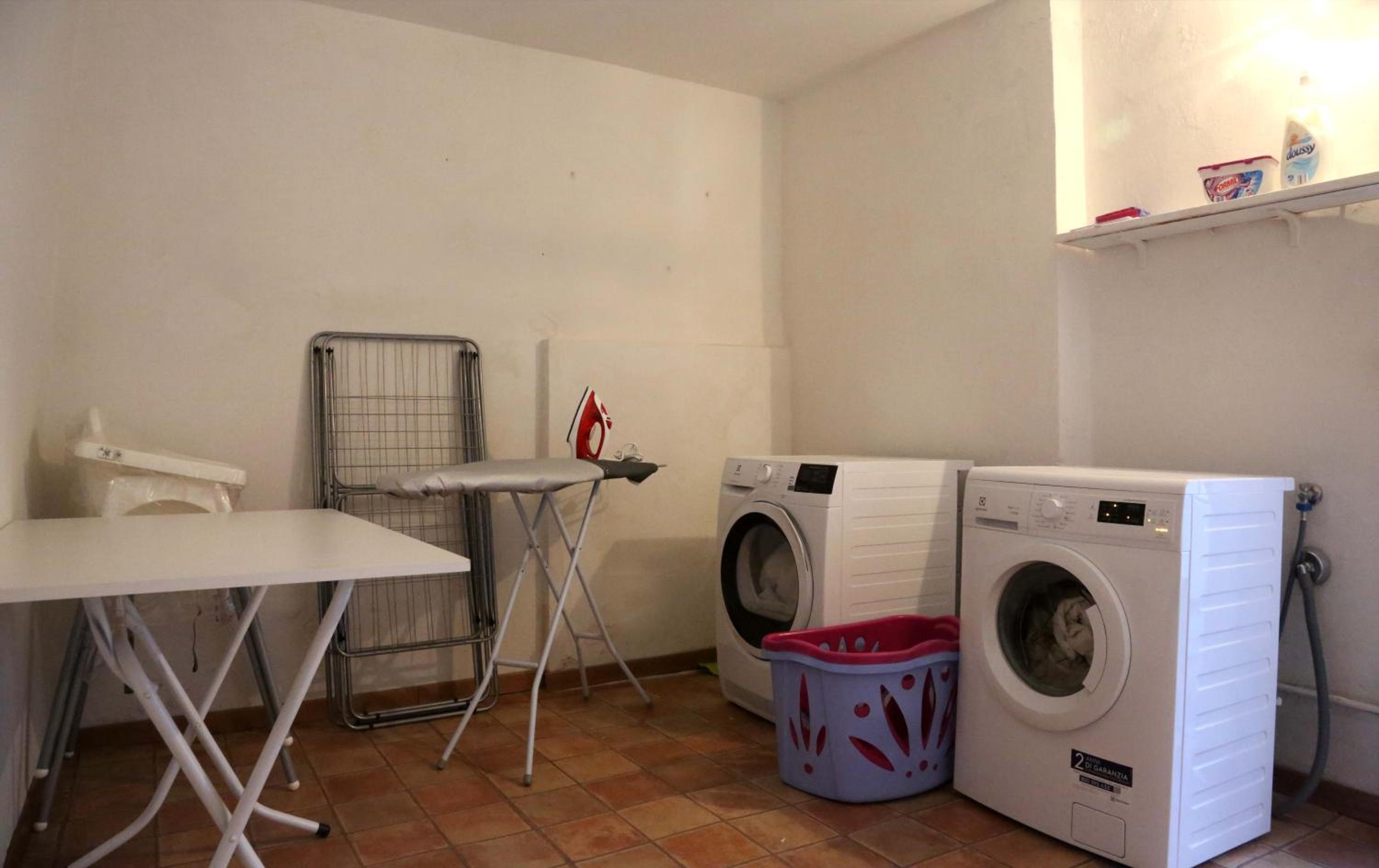 Two-Bedroom Apartment with Balcony photo 3