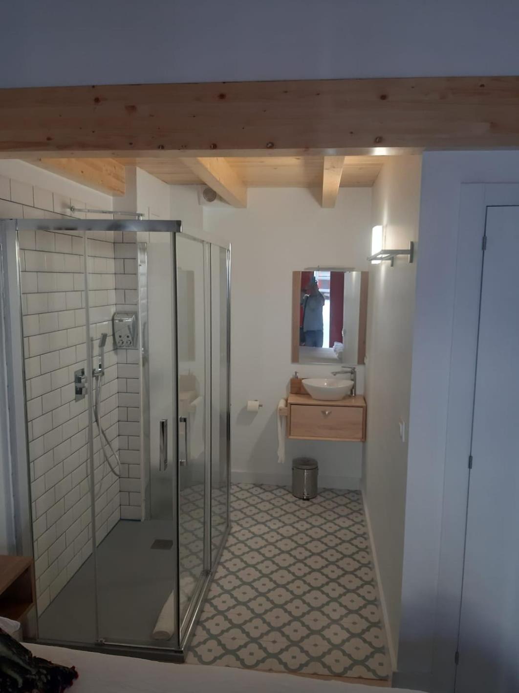 Deluxe Double Room with Balcony photo 2