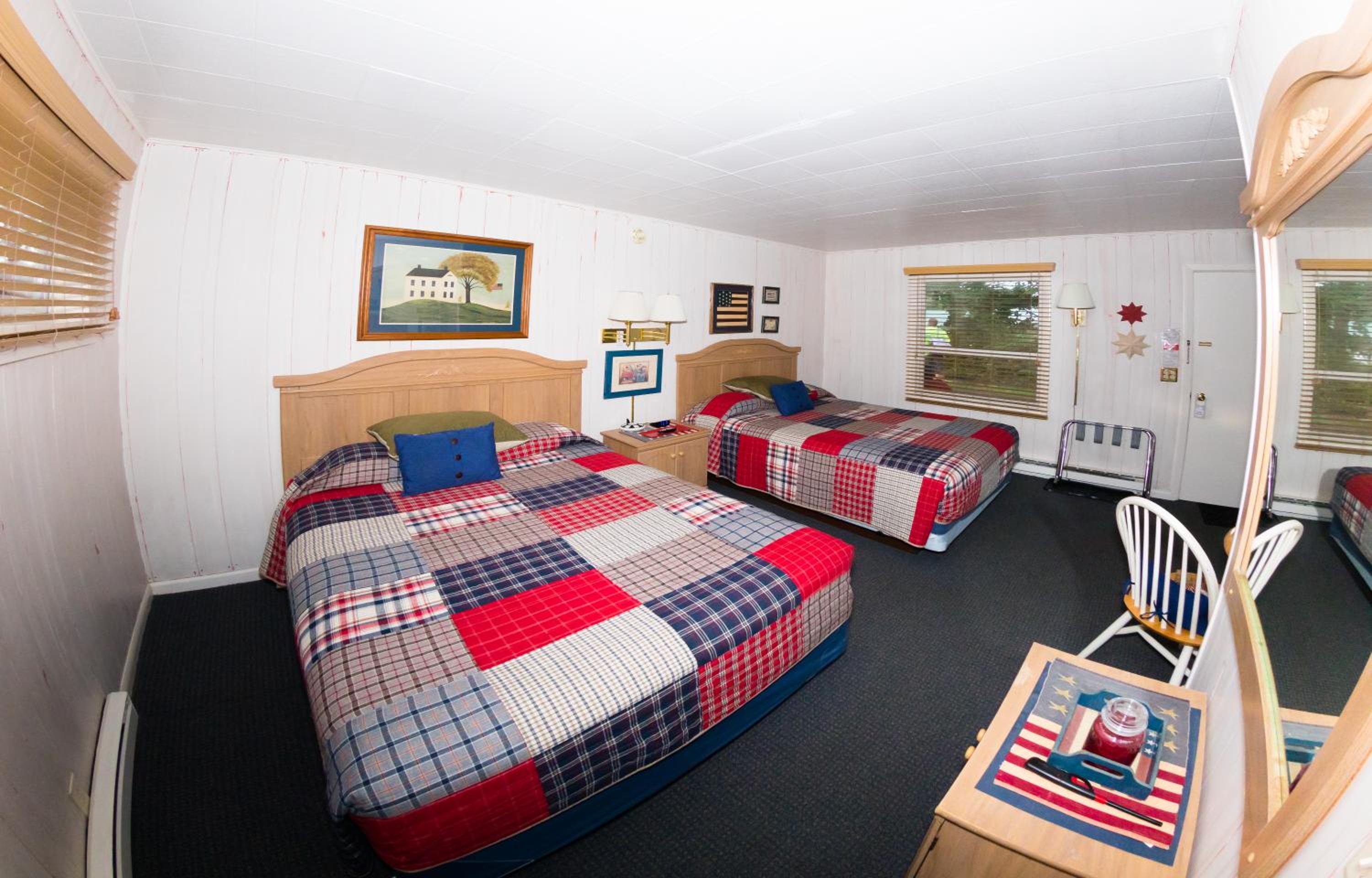 Superior Quadruple Room photo 2