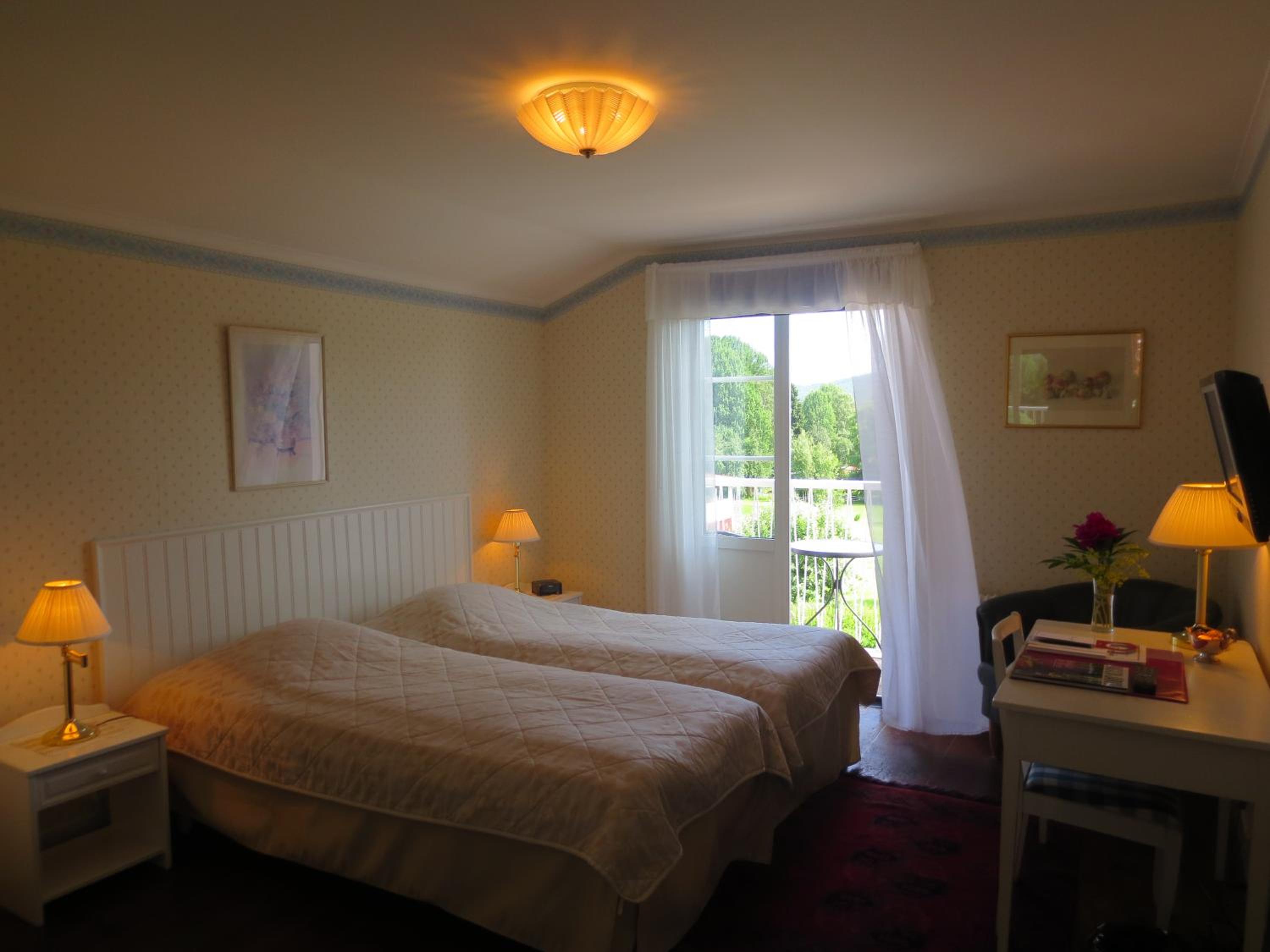 Twin Room with Garden View photo 2