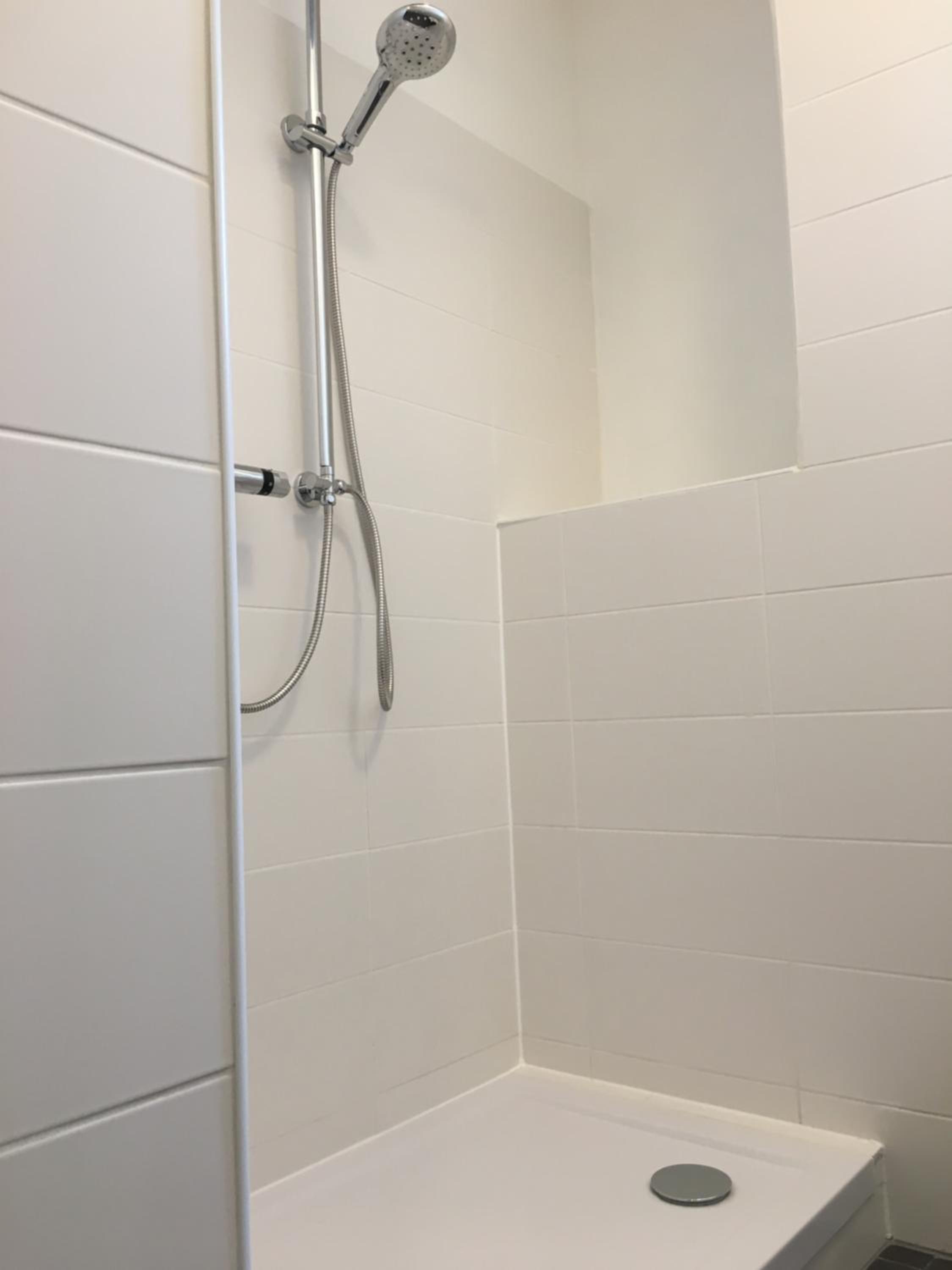 One-Bedroom Apartment - Photo 13