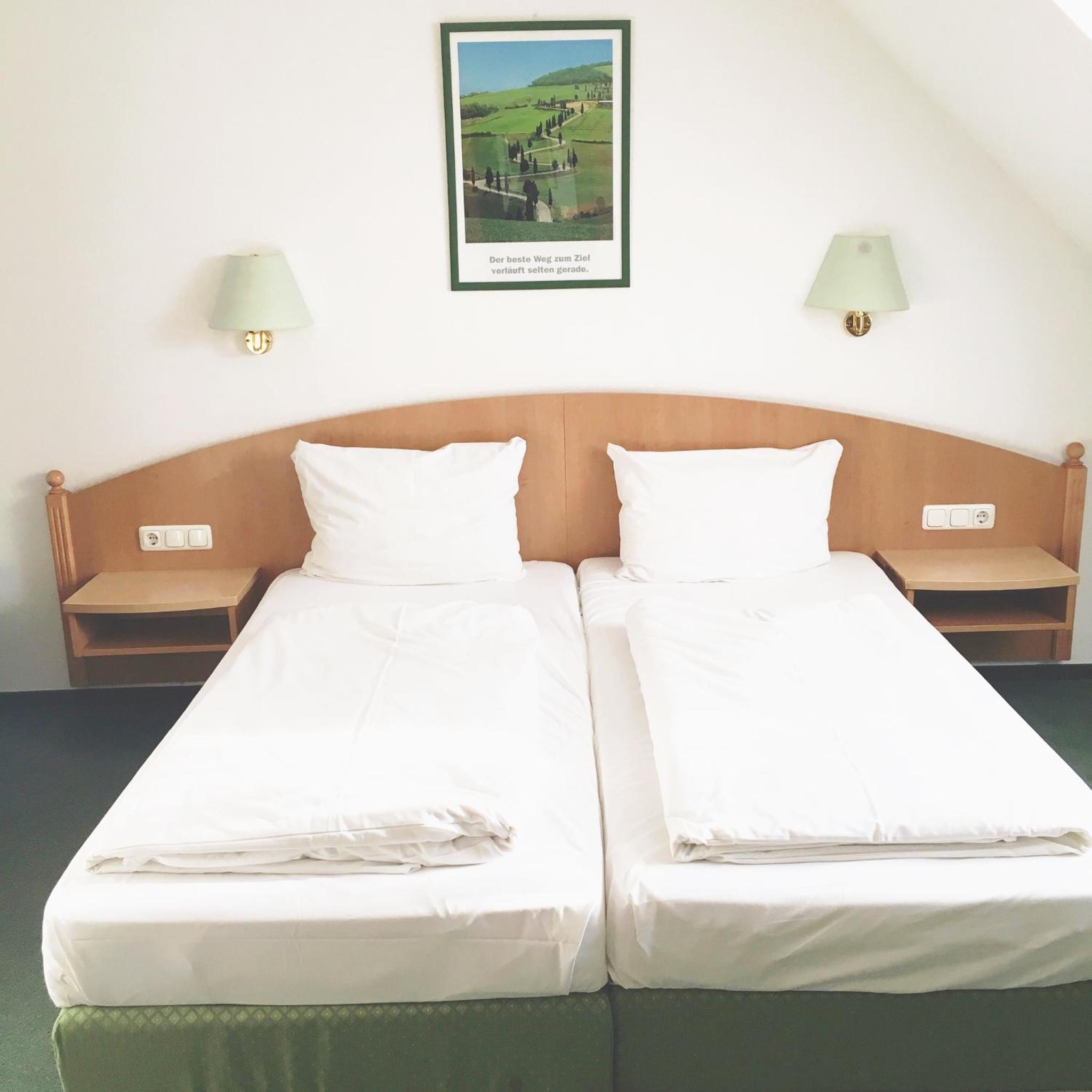 Double Room with Private Bathroom - Photo 1