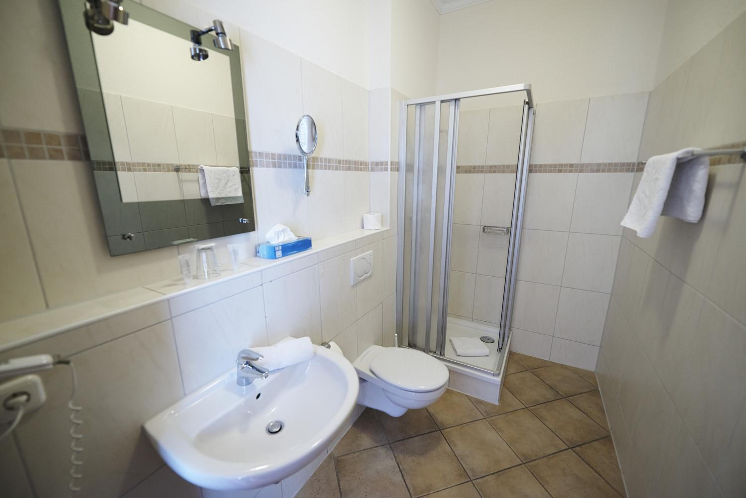 Single Room photo 3