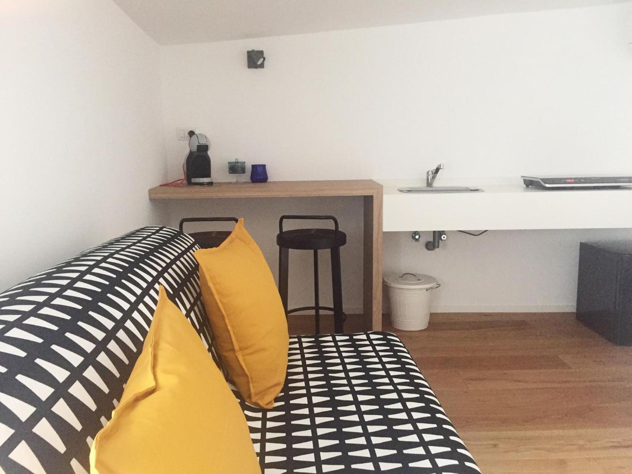 Double Room - Photo 11