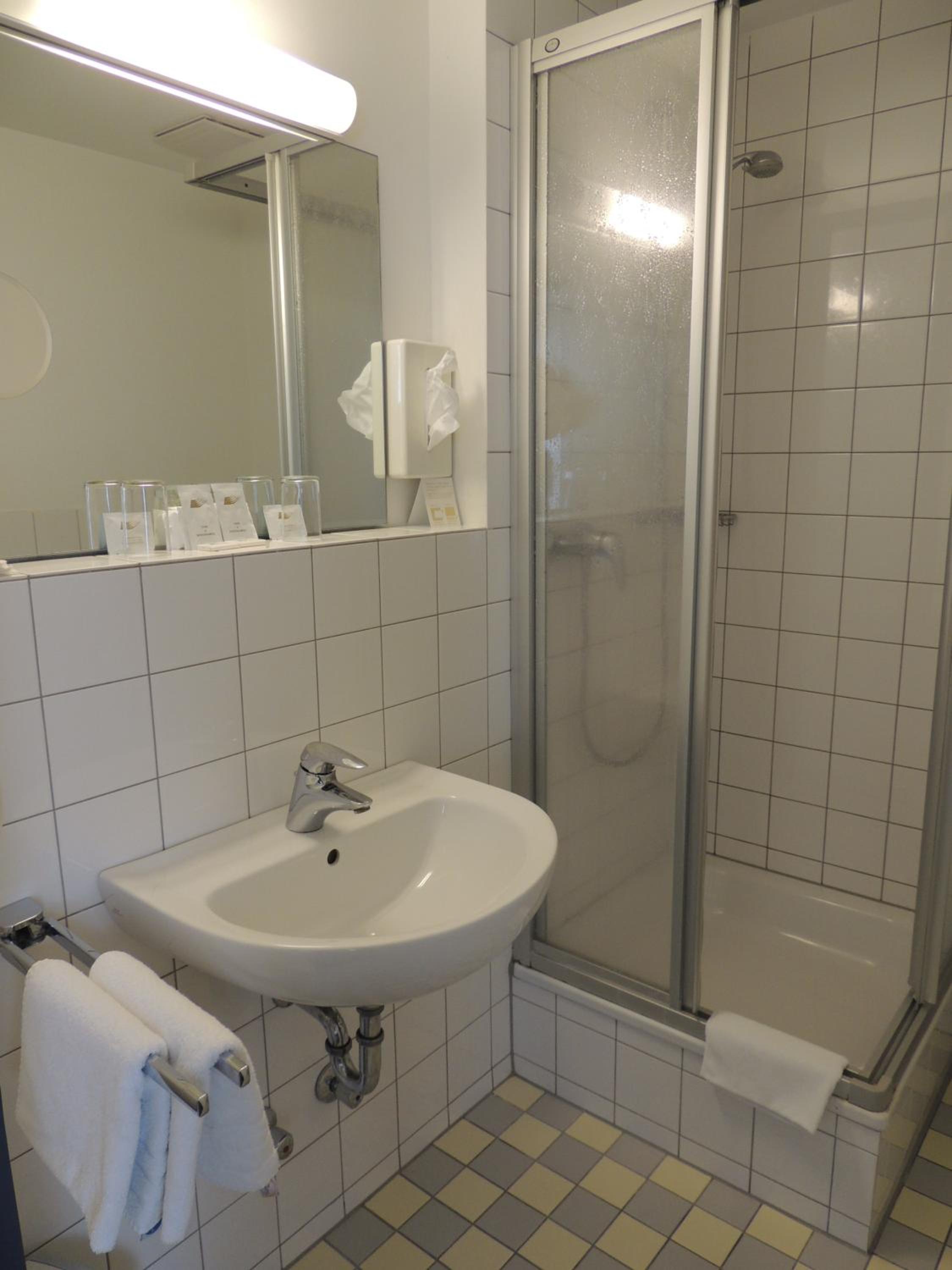 Double Room - Photo 3