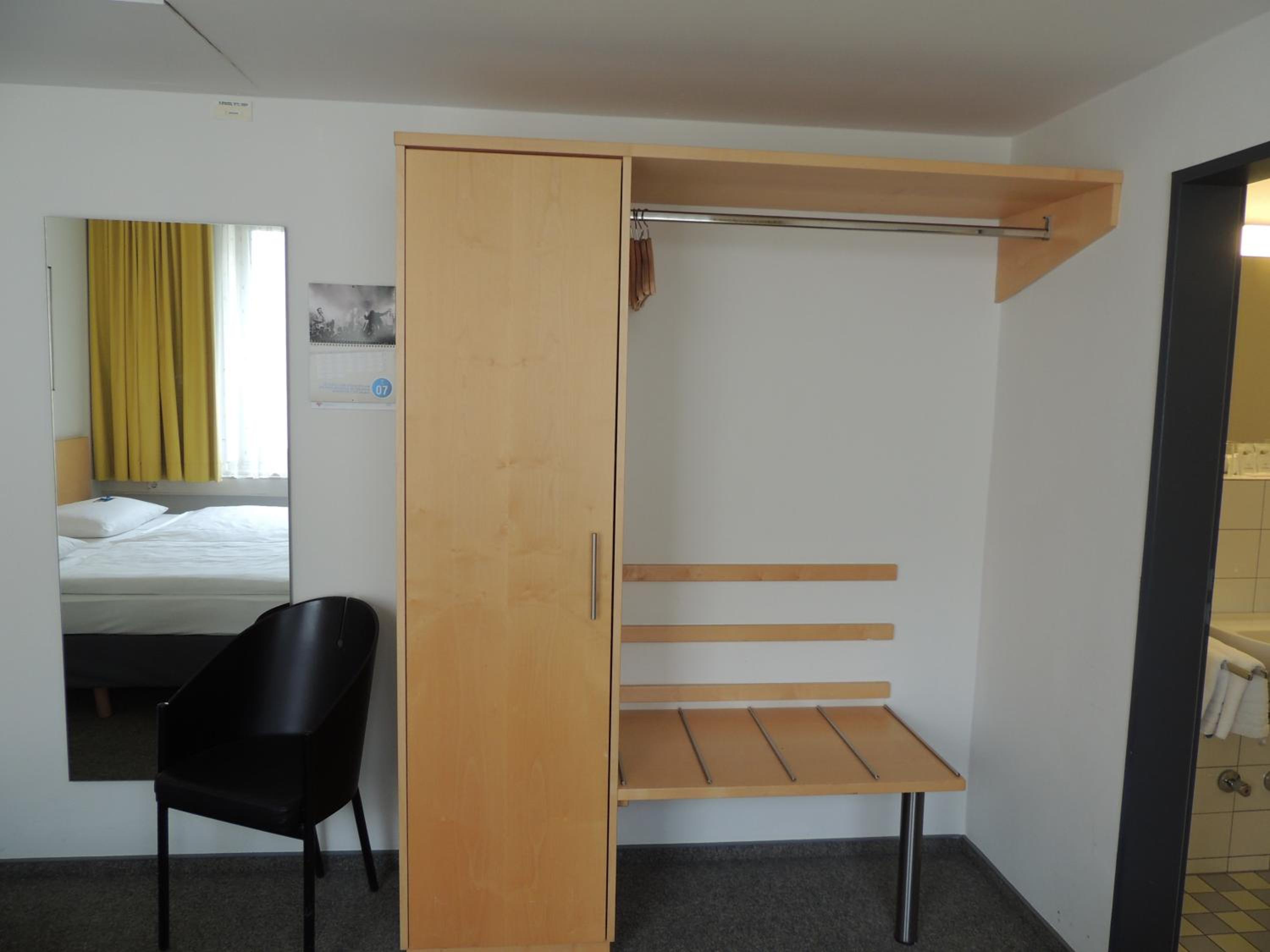 Double Room - Photo 7