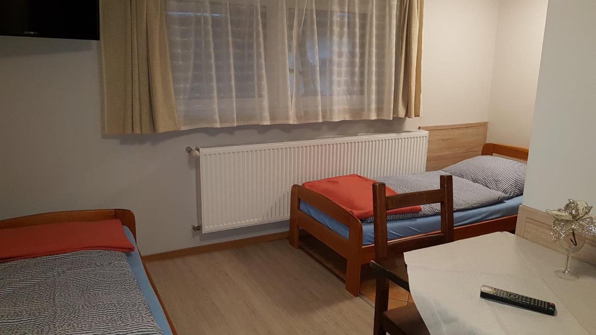 Studio Apartment - Photo 8