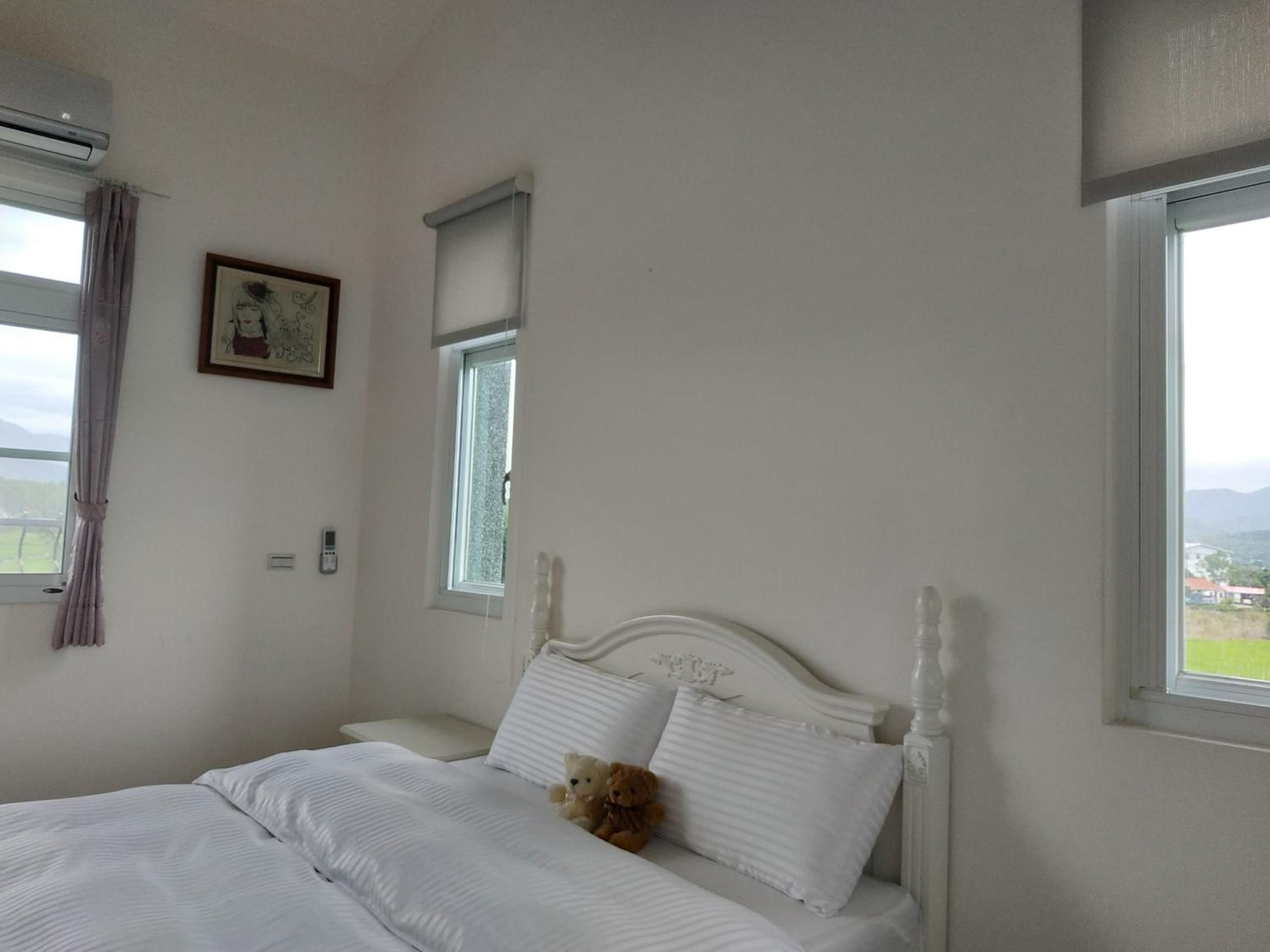 Standard Double Room photo 3