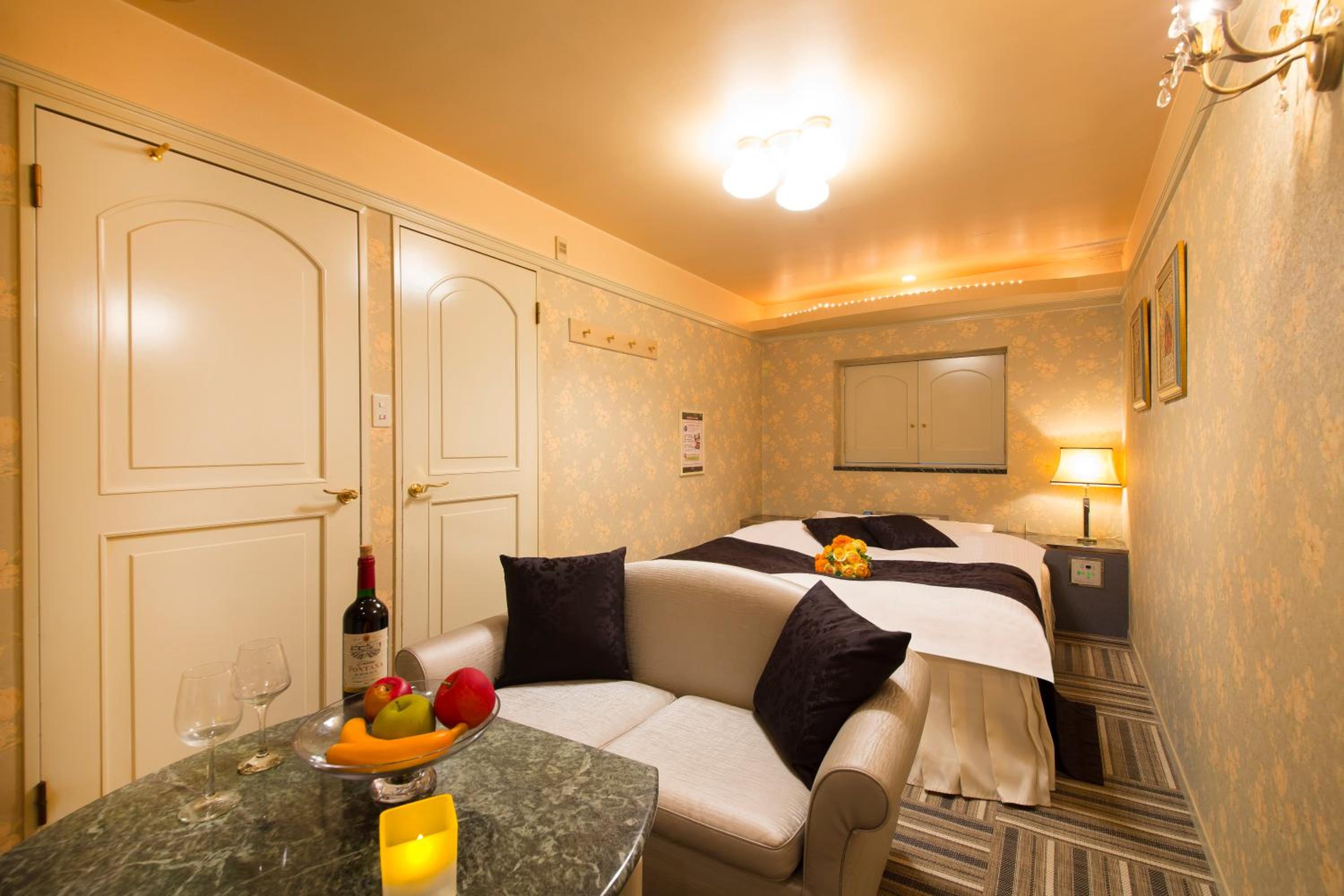 Standard Double Room - Photo 3