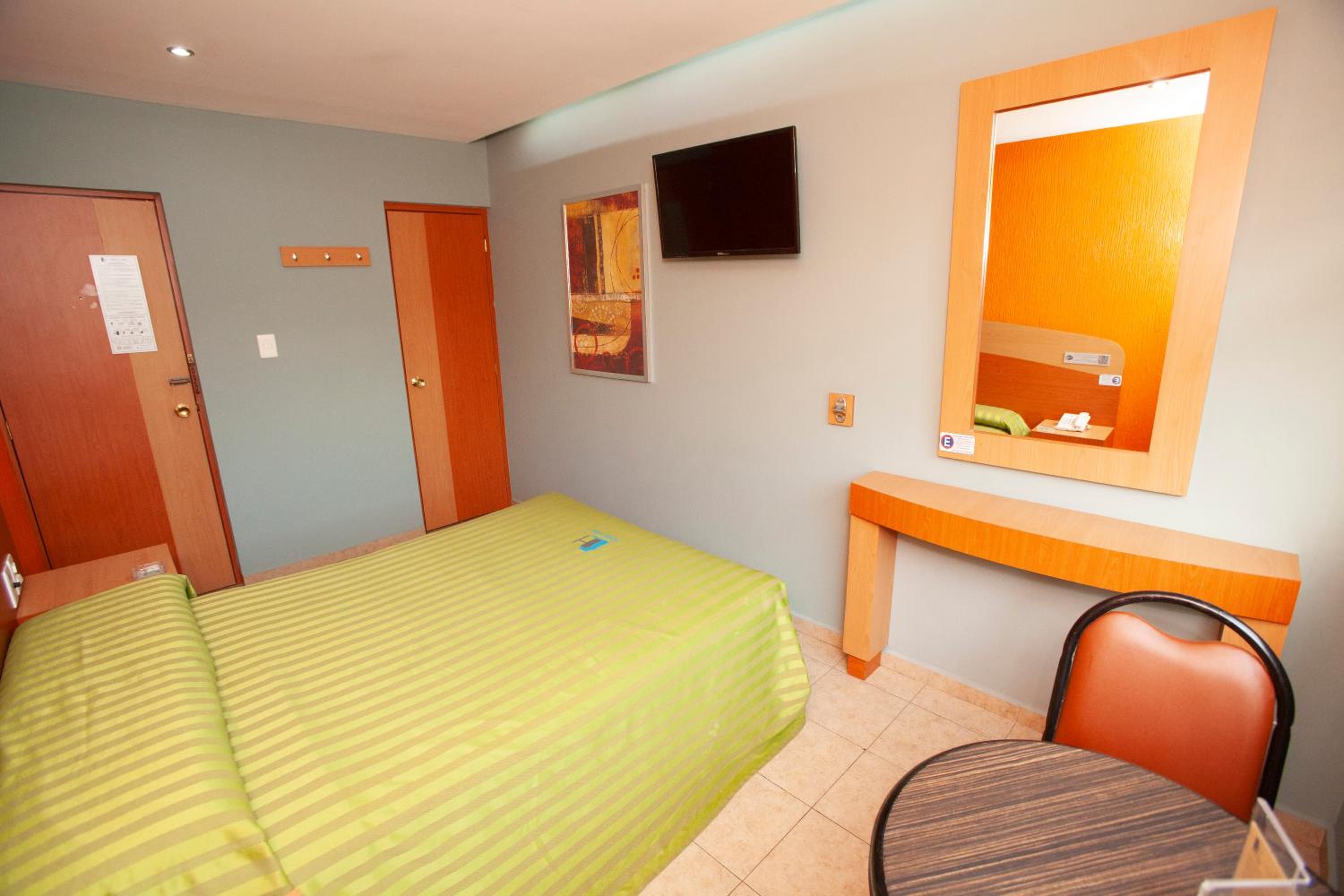 Double Room - Photo 1