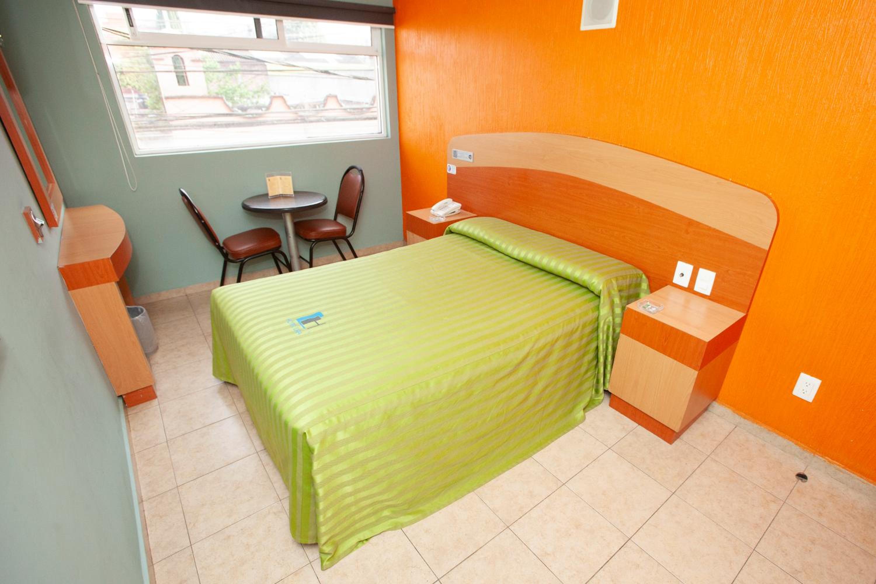 Double Room - Photo 5