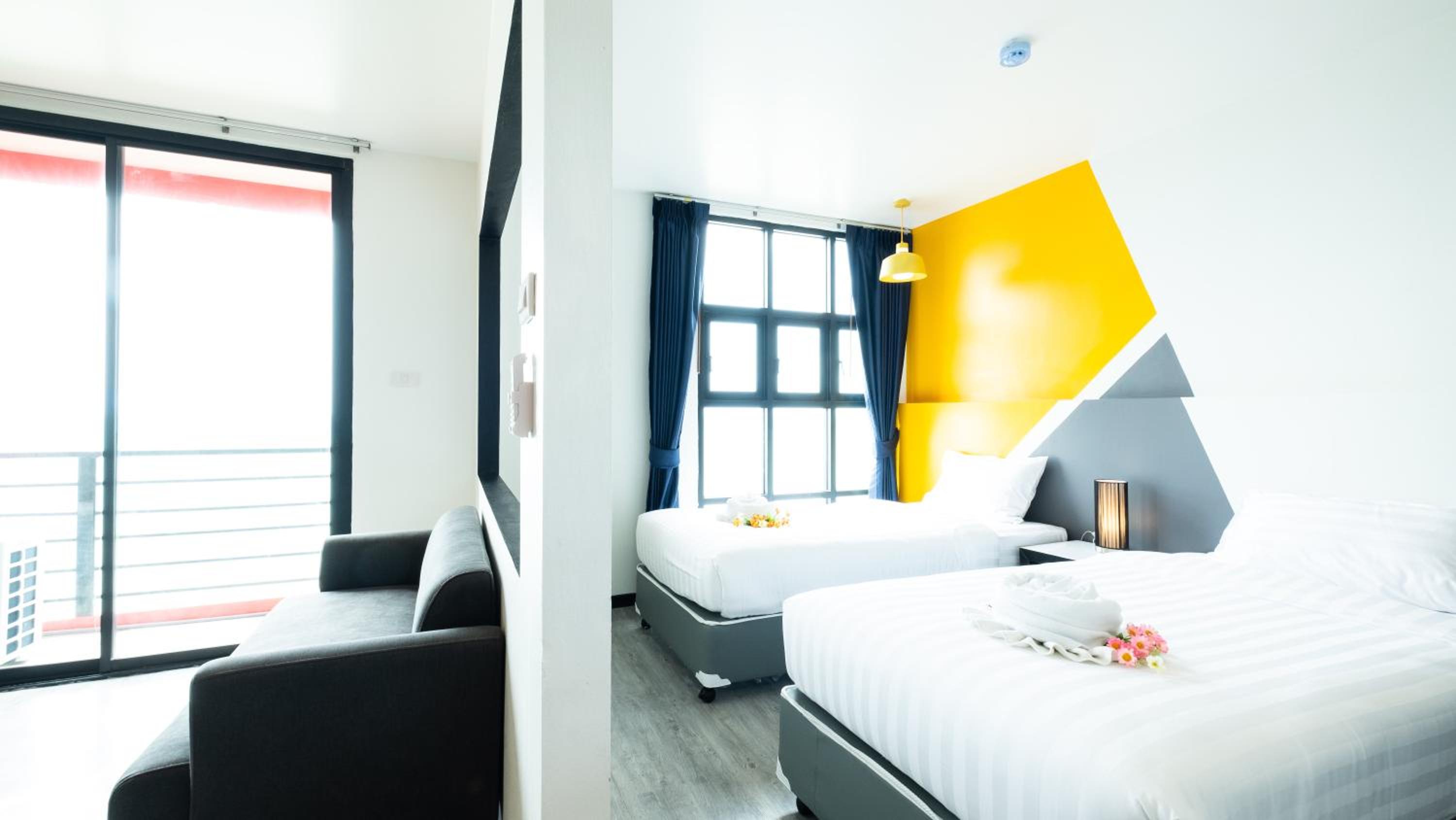 Twin Room with Mountain View